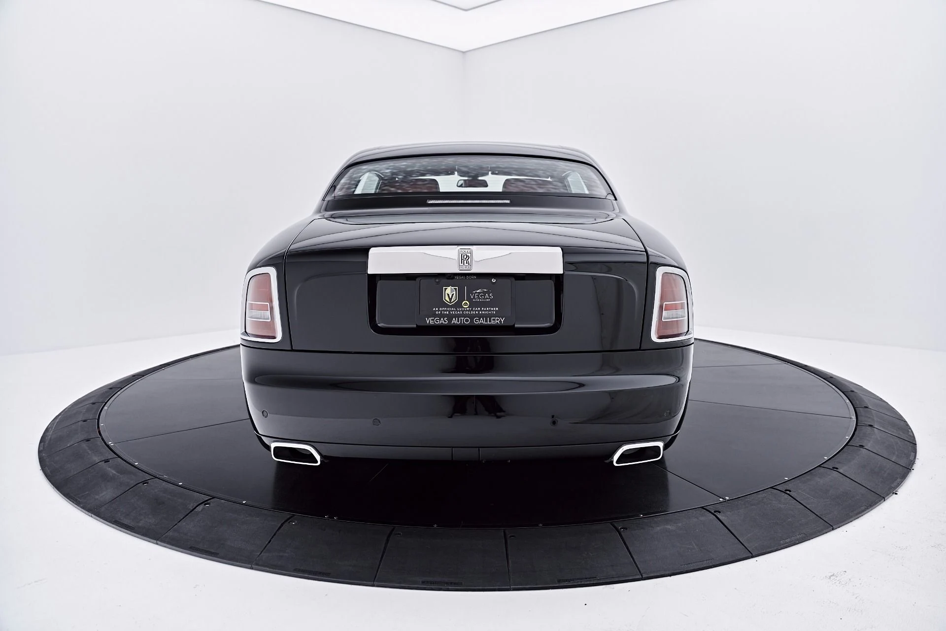 mph014_3045966317_Used_2009_Rolls_Royce_Phantom_Coupe_Base_1784853694_dce12c46fe