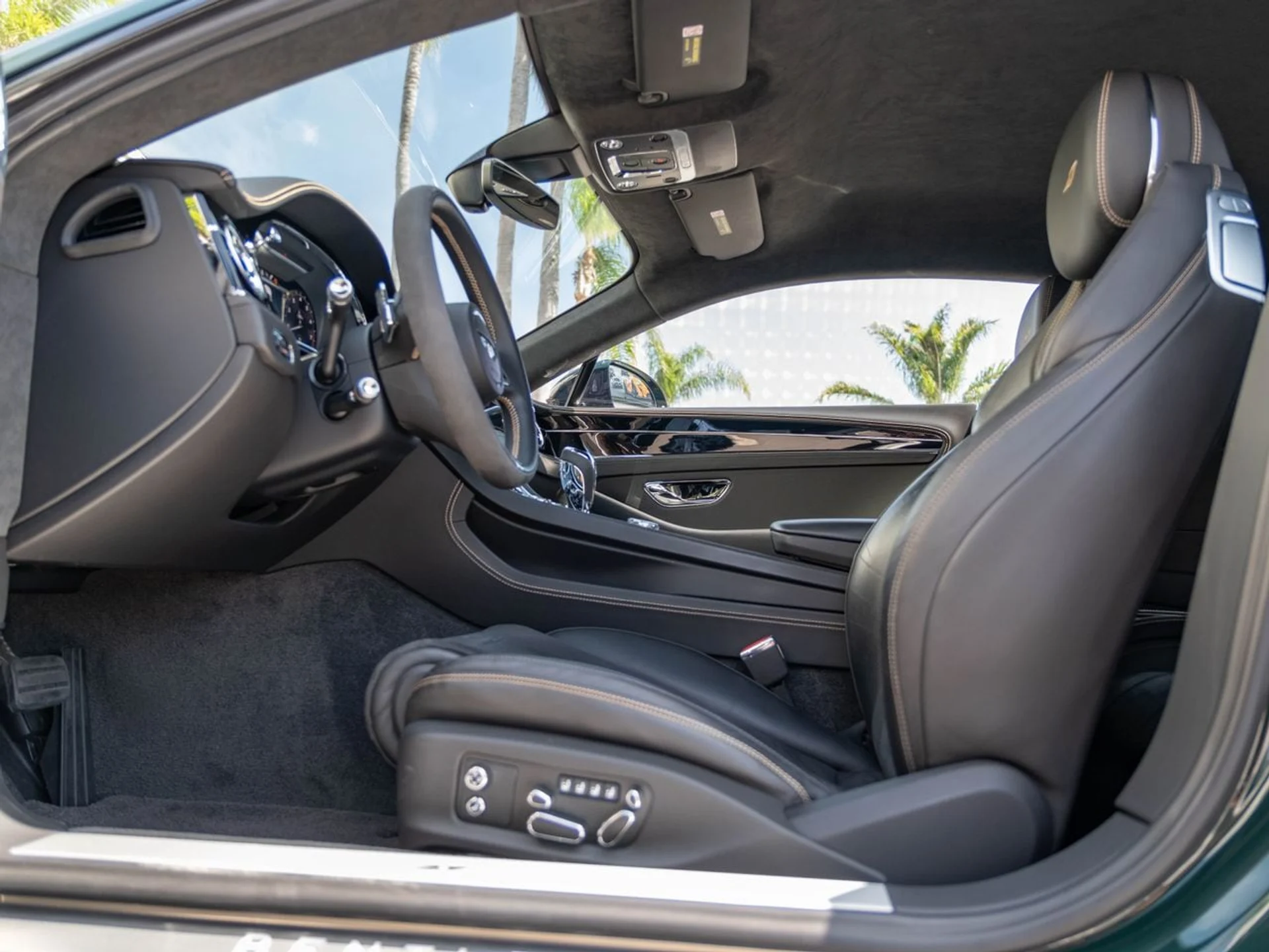 mph014_3049310002_a4c820ed3e9ac18b1c89deddf99f8b0fx_7ba8993238