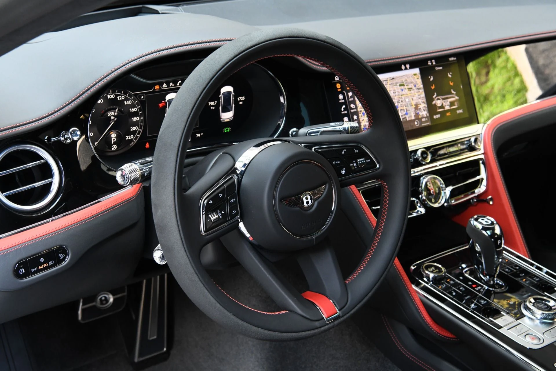 mph014_3050452469_Used_2024_Bentley_Flying_Spur_Speed_1751398478_611e2a89f5