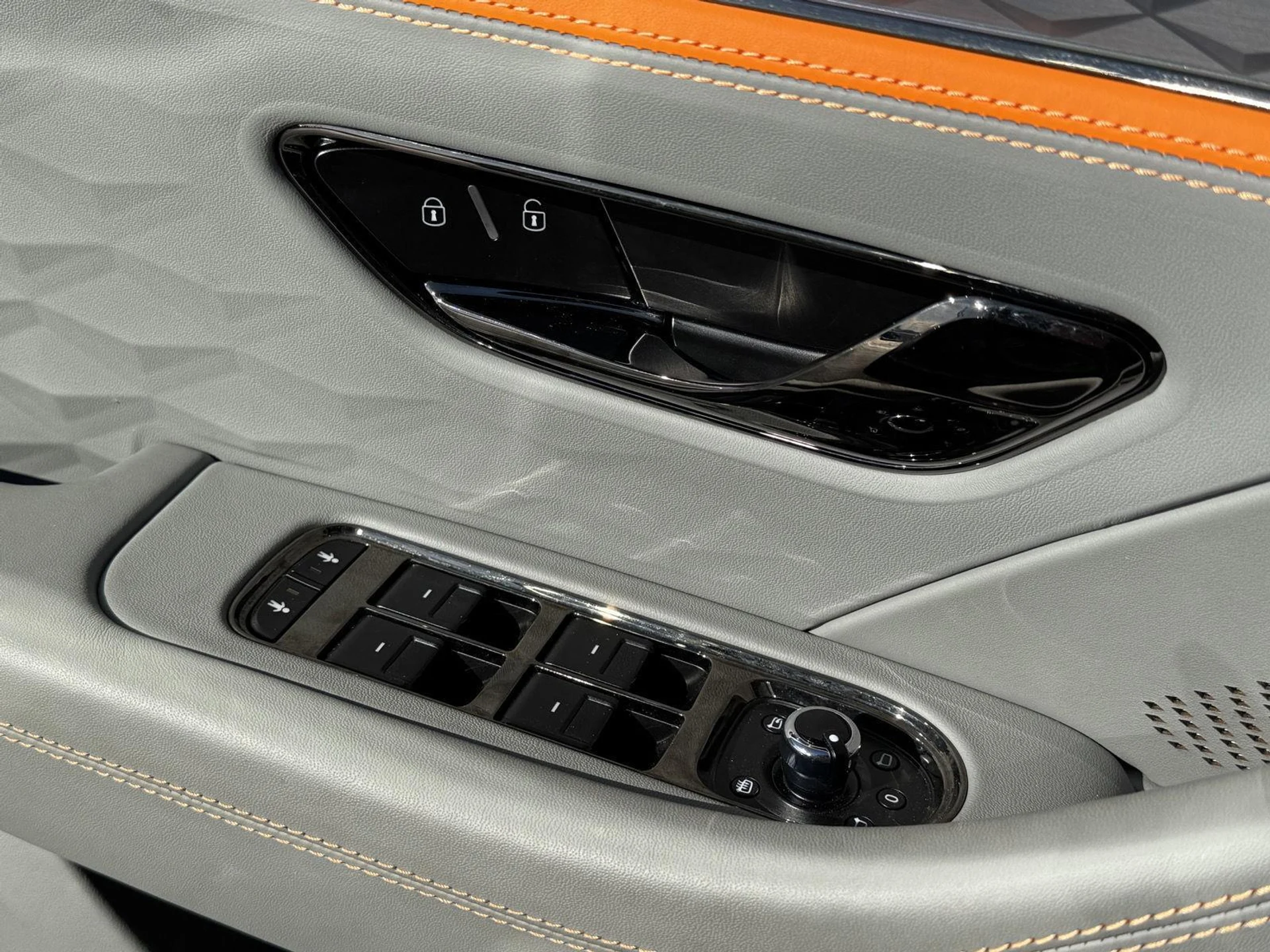 mph014_3055890253_a36a6bb6c821d12c28334c1e4f8b6fd0_cd232f207c