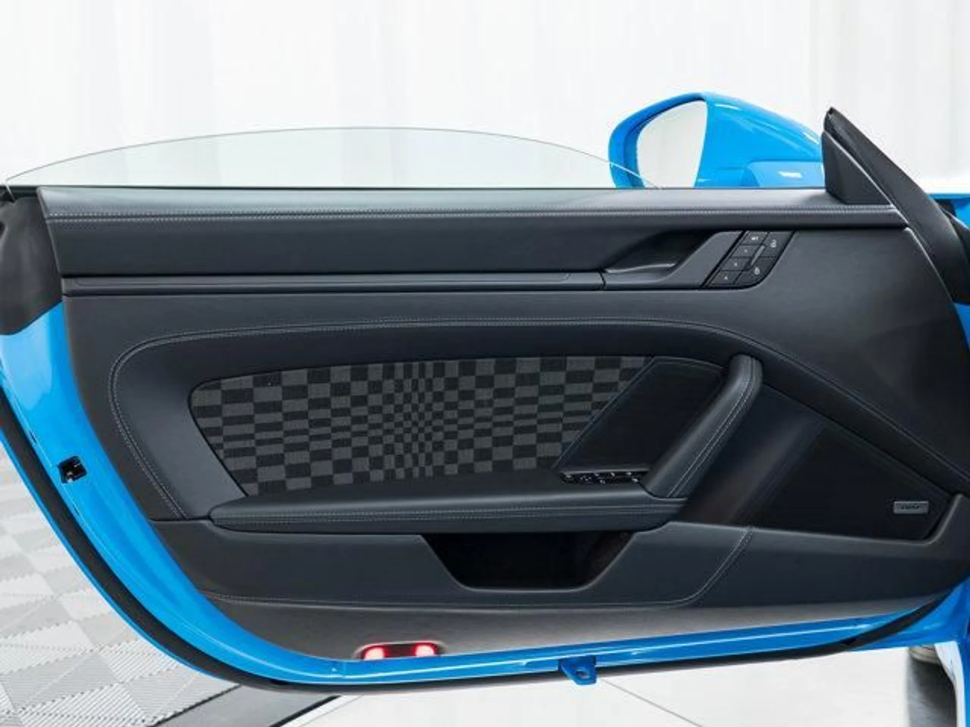 mph014_3067536844_g83_Aa5_Rnm_MBWDO_Tj_C_Fi_X_Xm_J56yc_deacfed3b4