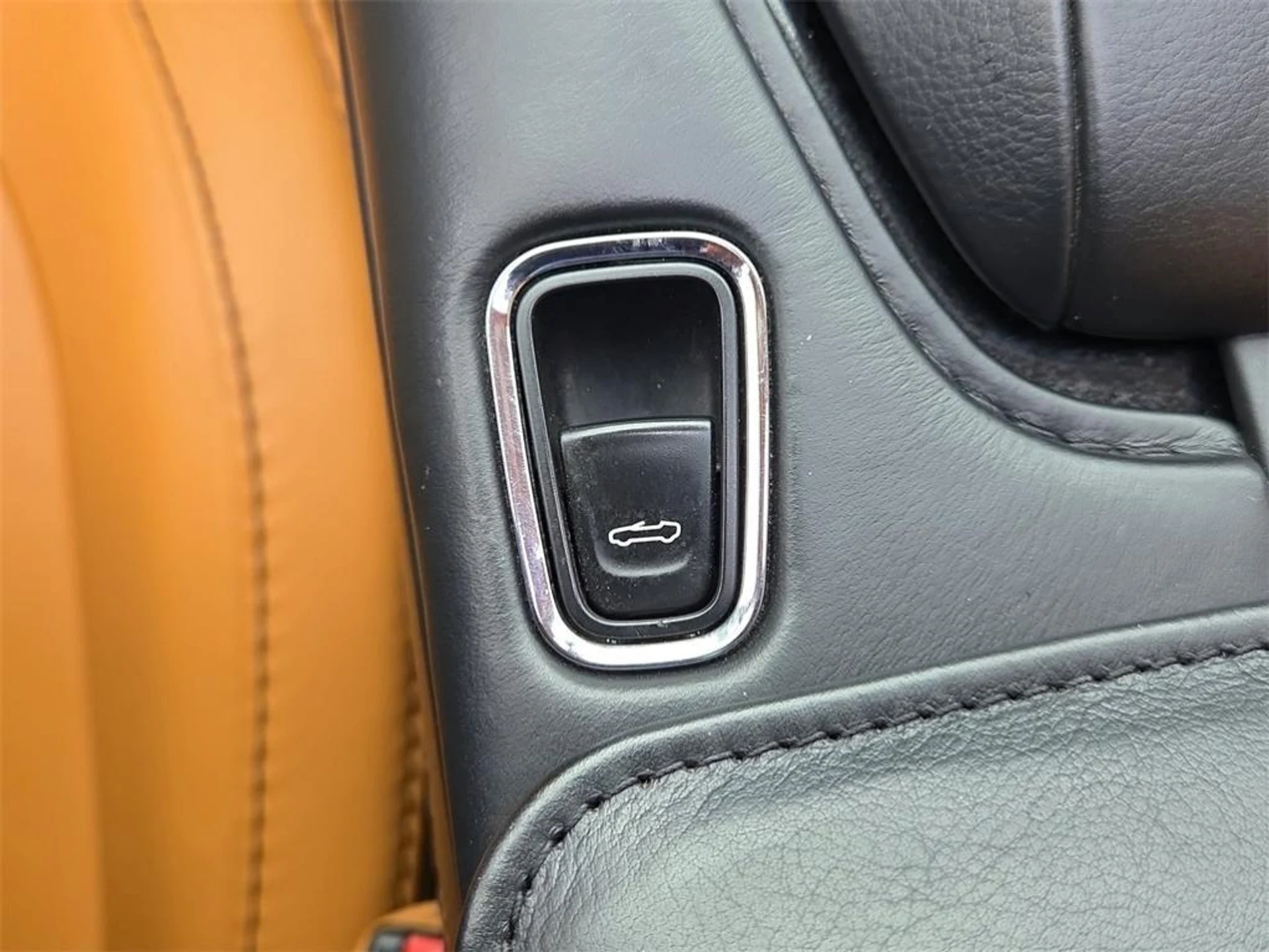 mph014_3069493208_Kl_TL_Mb_Wtiep0pt7_l_OT_Eu_Dng_Hoo_1eec70105d