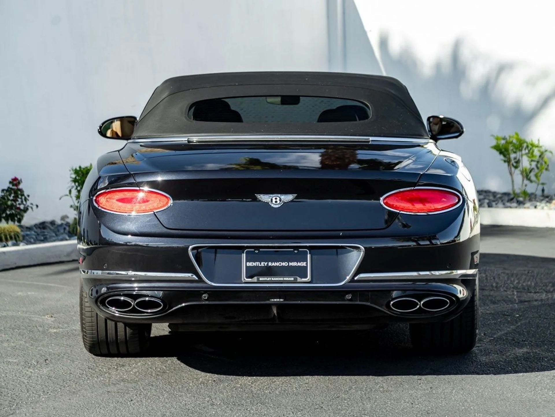 mph014_3069554447_15_f57cae3a0a