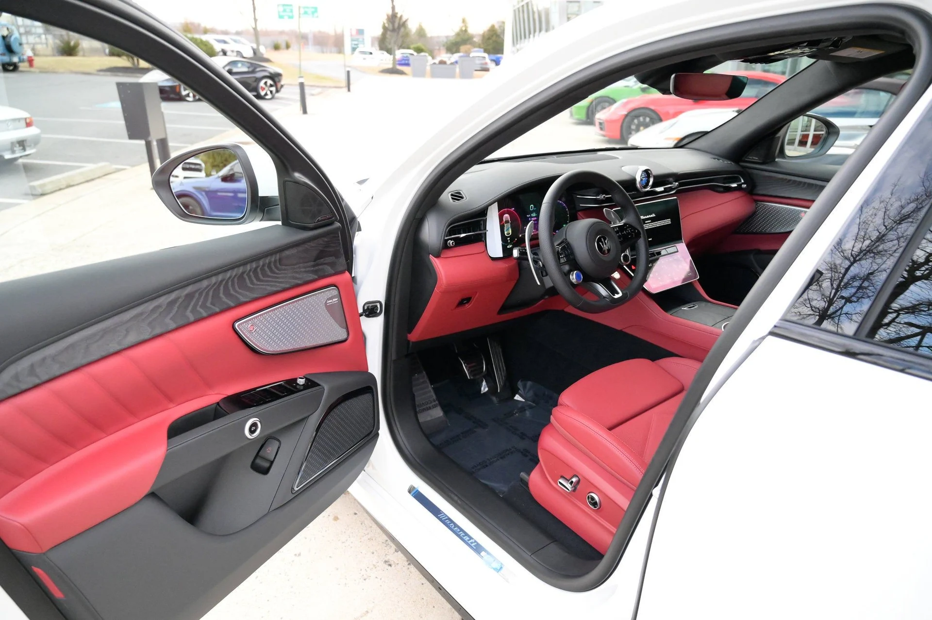 mph014_3073559971_94a1899633f5476fb9b73d92a696c4e4_811f246e89