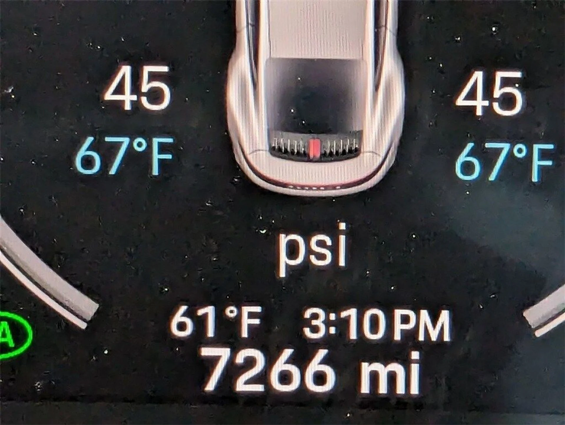 mph014_3079692607_c24c67012fb3d014afea346388f010e3x_45c7e09584