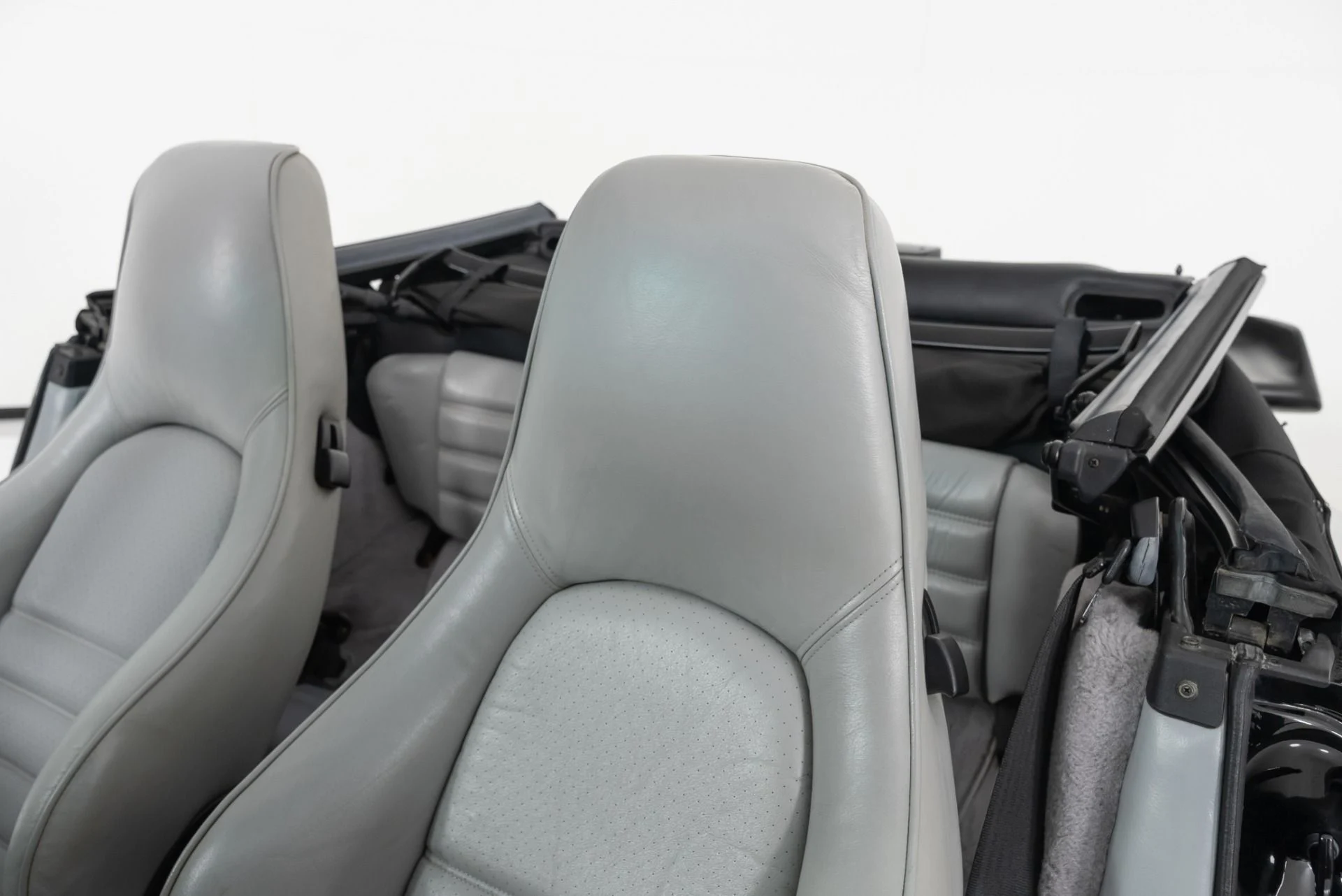 mph014_3079901759_Used_1987_PORSCHE_911_Turbo_1710374619_ca4deca90b