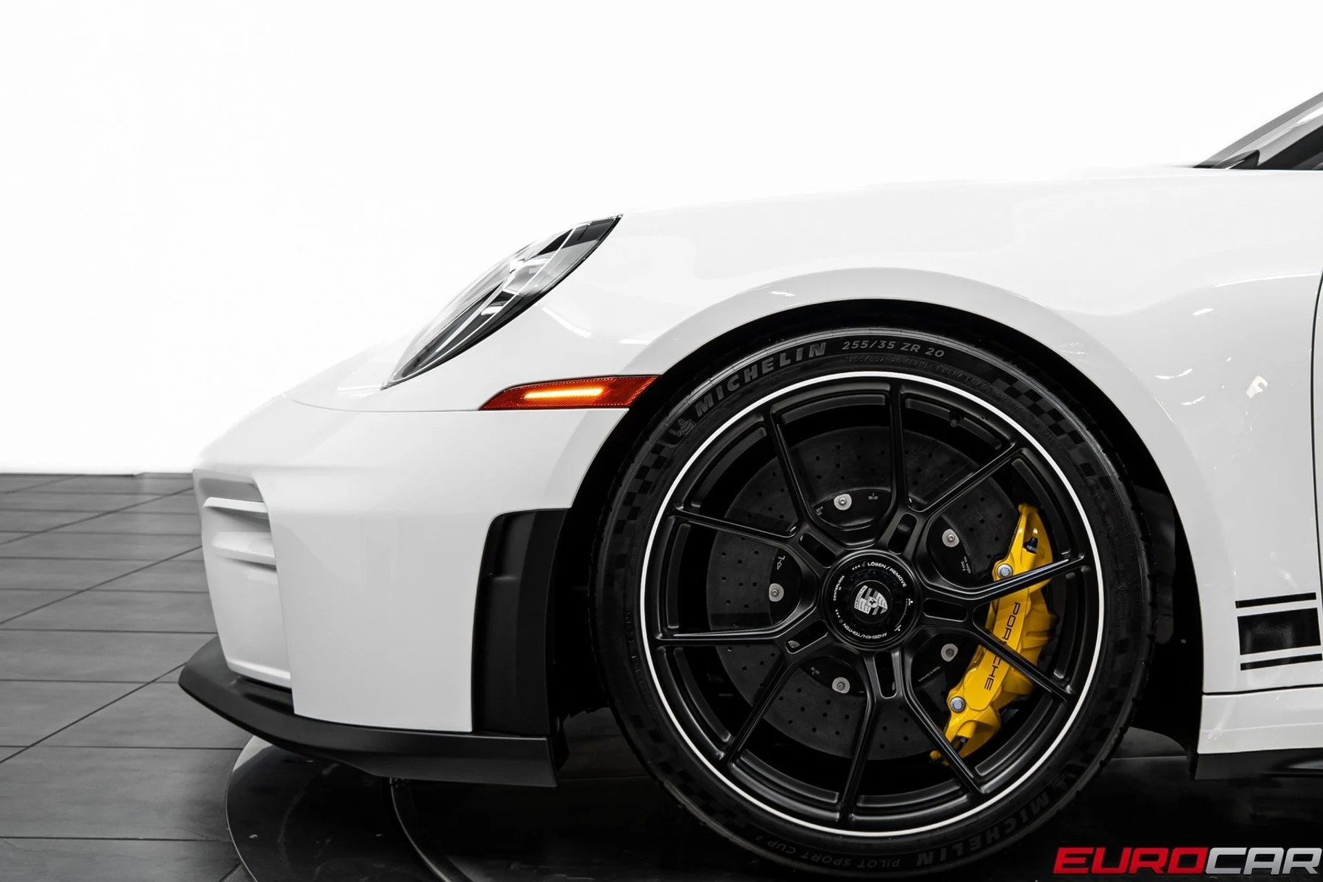 mph014_308103546_image_15_2fb586f9a4