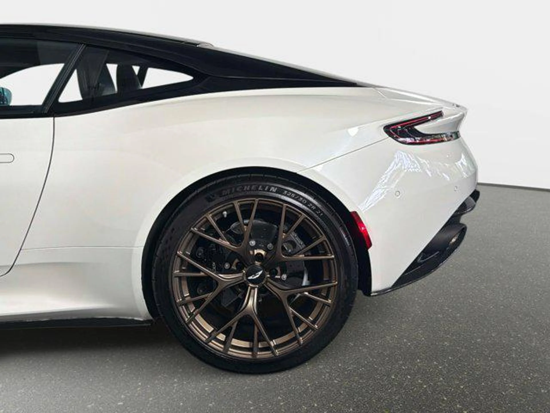 mph014_3082066370_f8abmb_Rdo_U_a_G2_Xi_Vma_Y_r8m_Pzo_9bd1fbe692