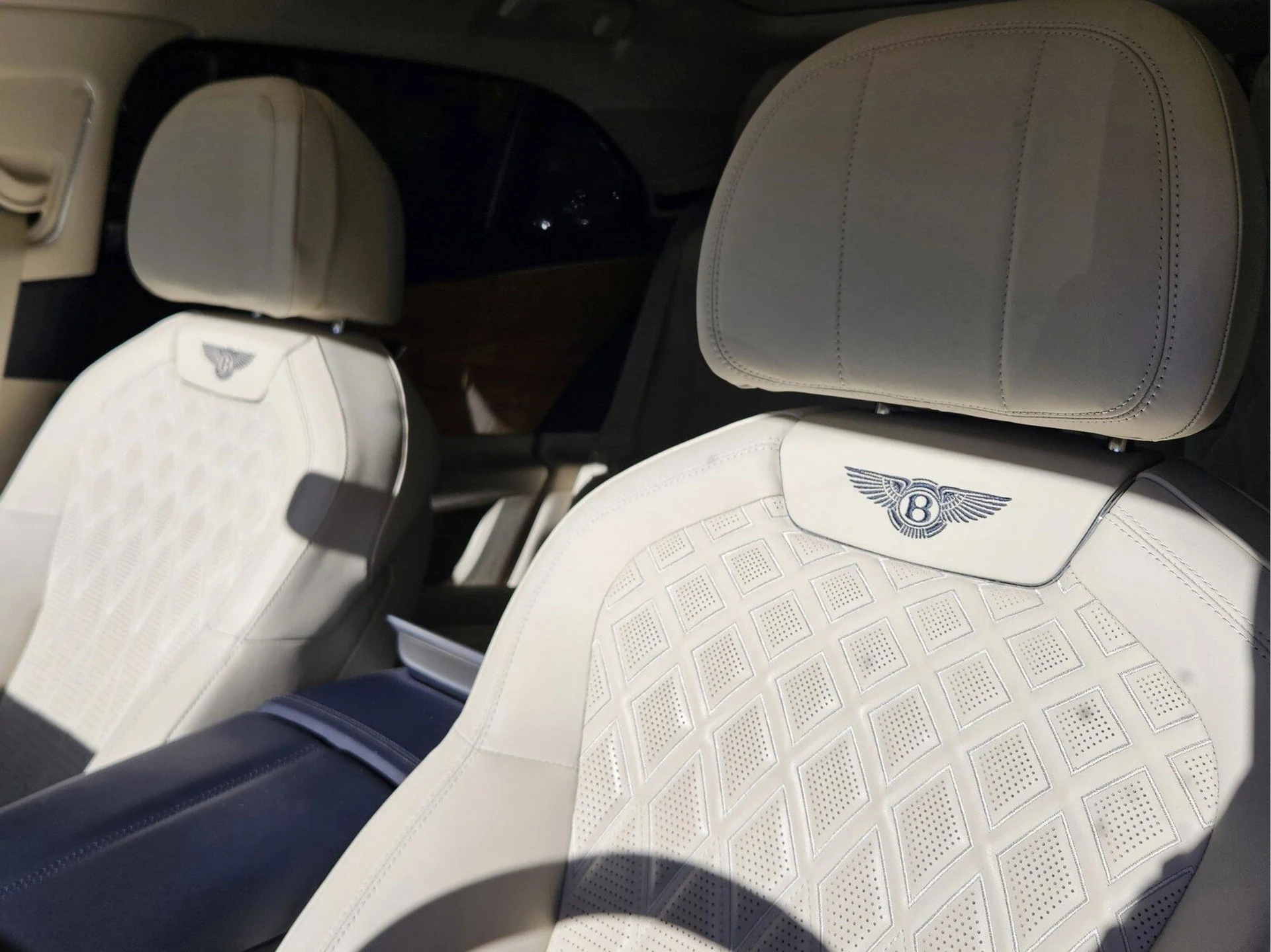 mph014_3086021966_4e7e0ac0f7c90512442eb43e206f02e4x_19fb54a4ab