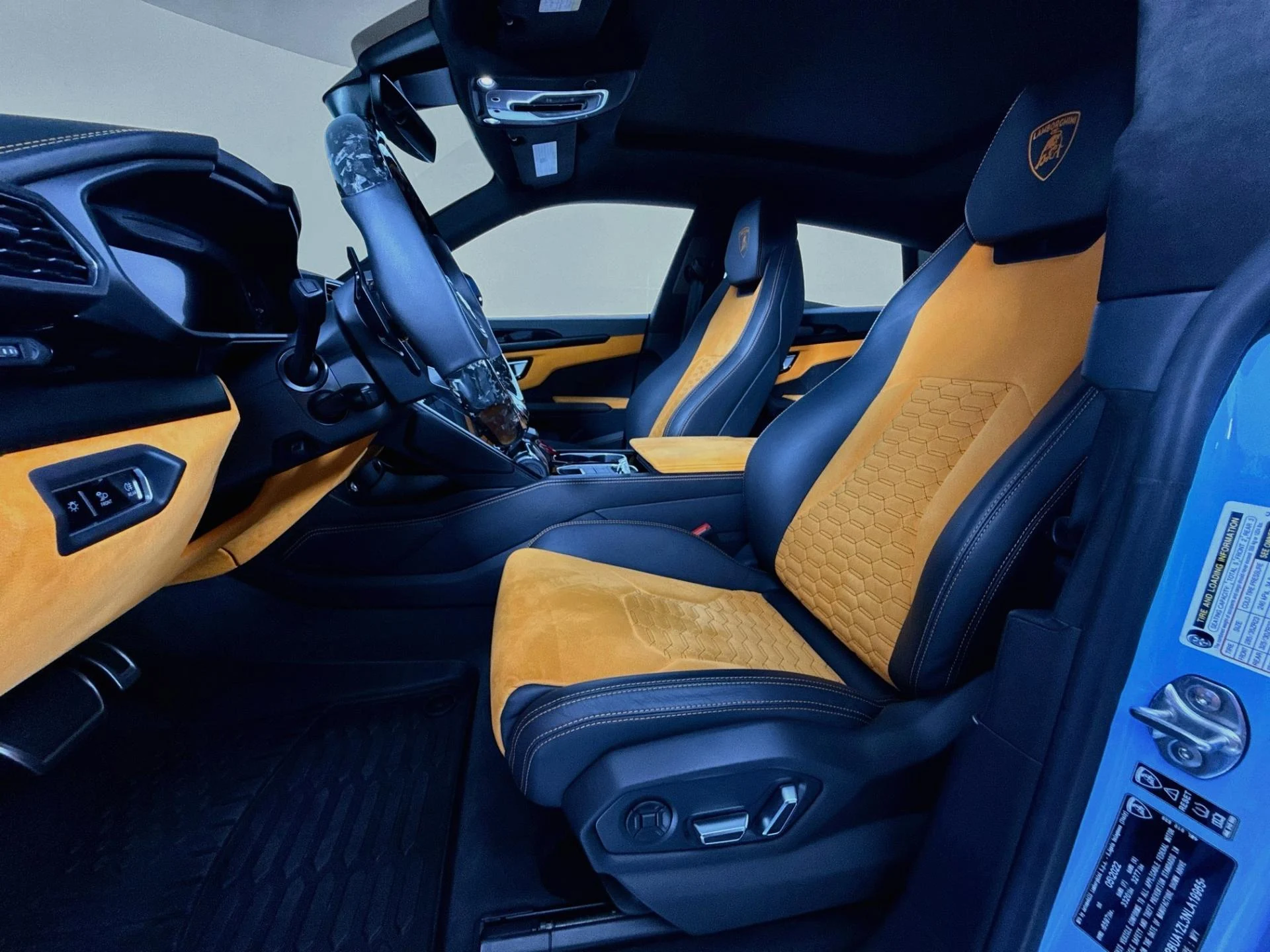 mph014_3089186061_Used_2022_Lamborghini_Urus_1786408610_ab58e9d33d