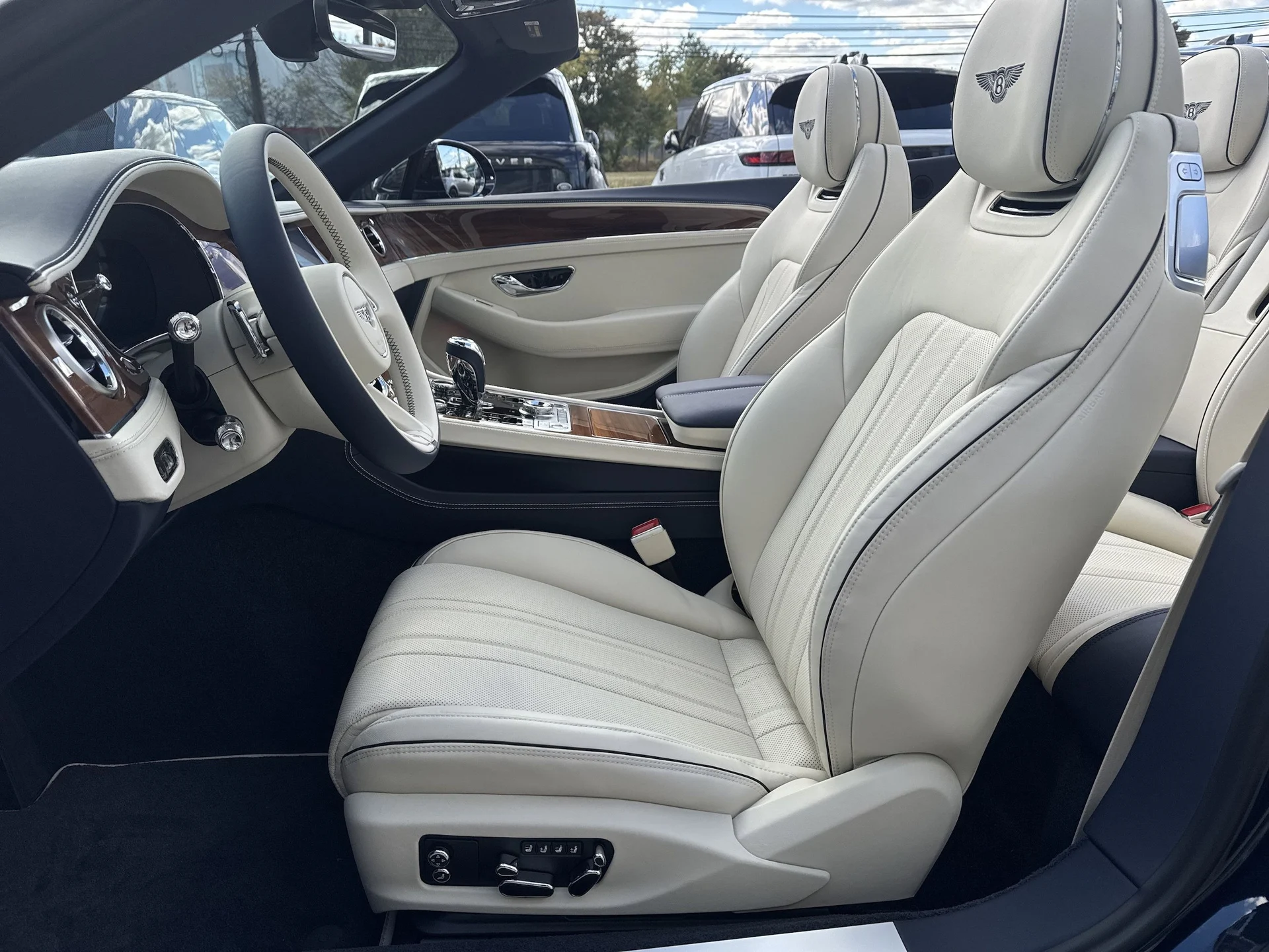 mph014_3093751738_1810dfd4434cbbd5cc5c435641852e34x_8fc53392c8