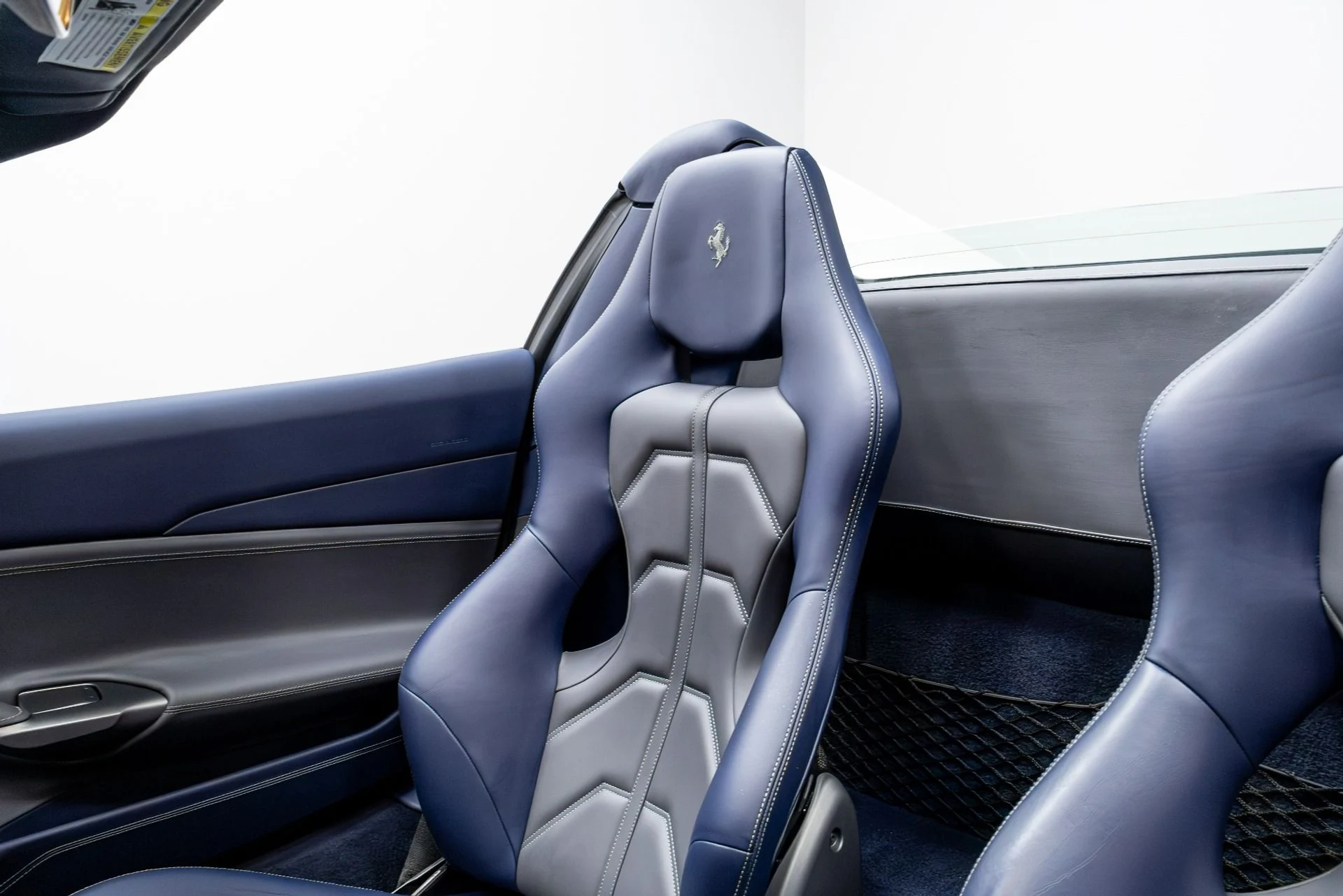 mph014_3095302188_Used_2018_Ferrari_488_Spider_1774434782_cd4c6e7c0f