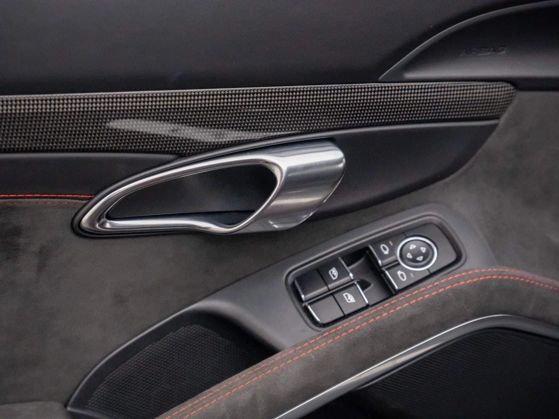 mph014_3096536259_bf660d6f0e204e5922c7bd39e27286c8x_86d3b7881e