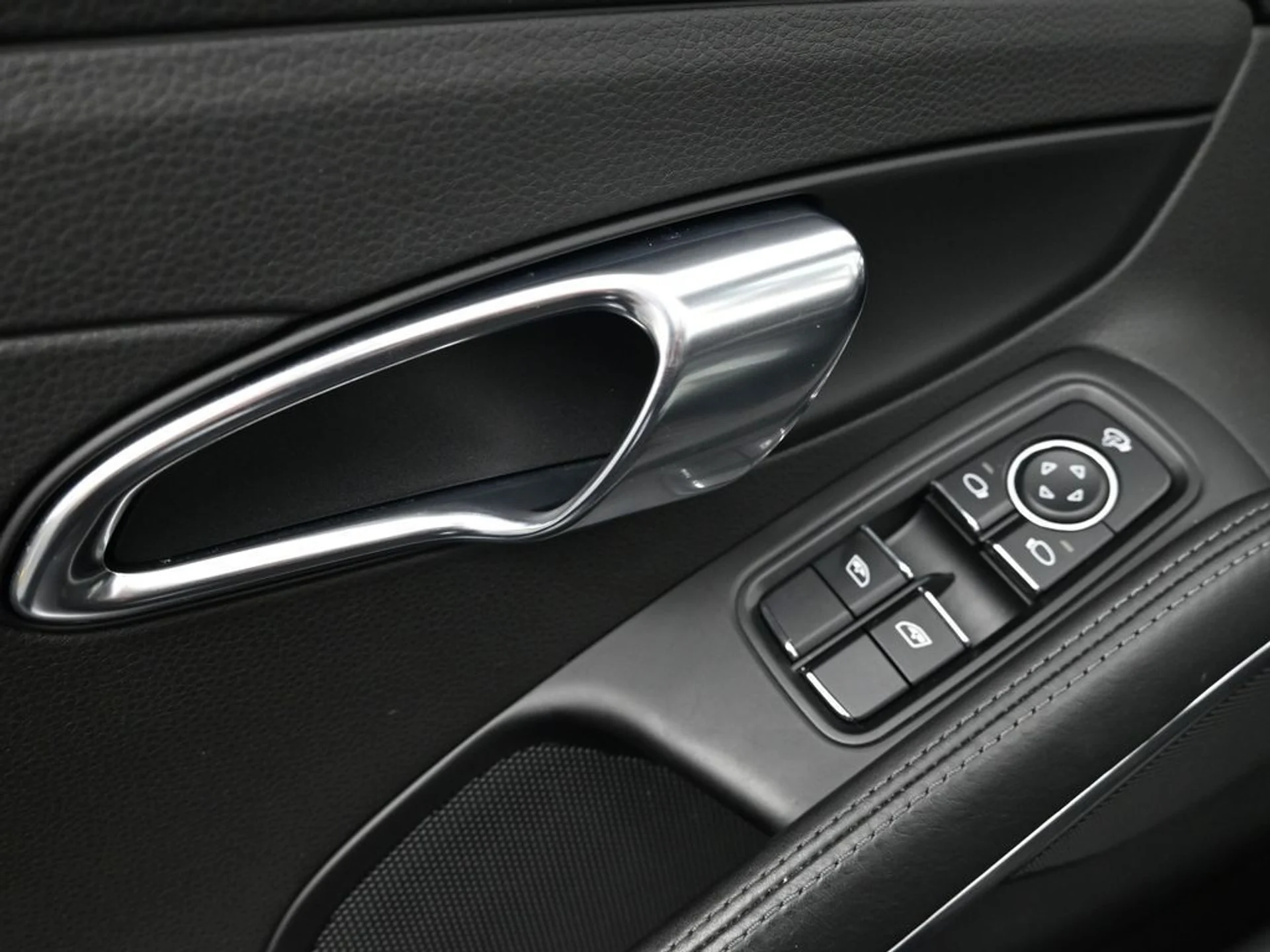 mph014_3098607313_f17a86d094724bd3c57b69f27b7d32cex_f28dd965df