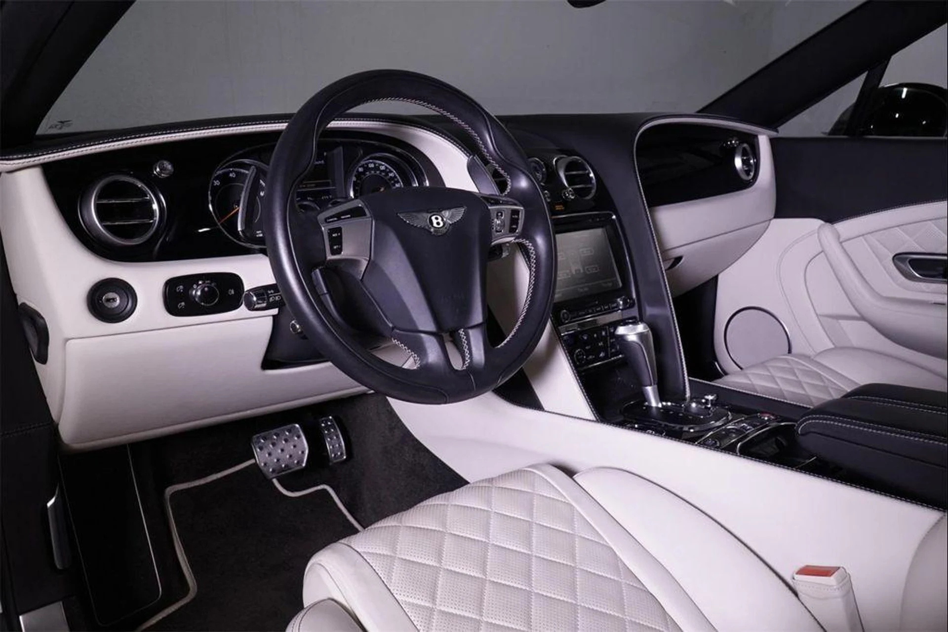 mph014_3102020017_wi_Y_Bhx_Hu_X1nhjif_RK_Ppy_Bt_Iq_N_Rw_ba1b3755bd