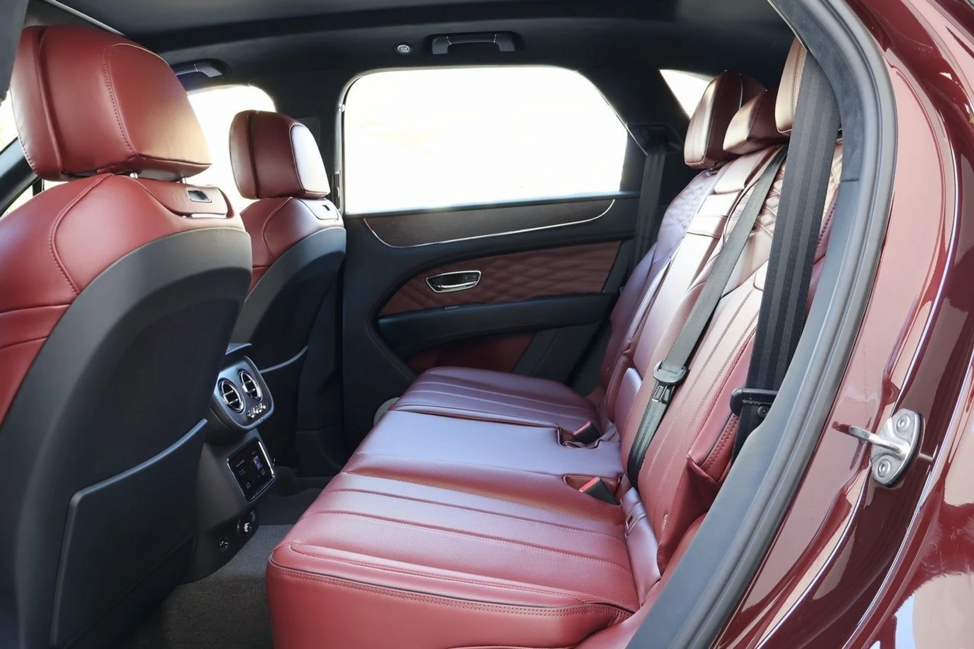 mph014_310518555_15_f9bf97c9ca