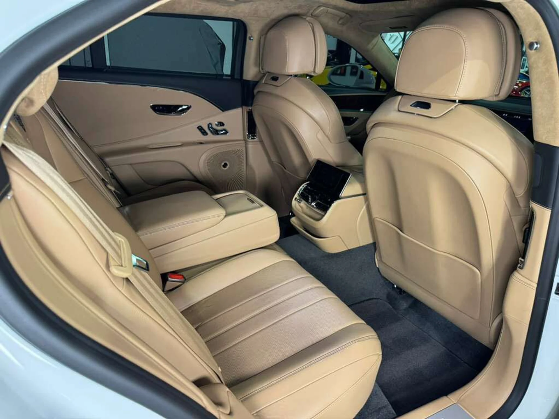 mph014_3107023260_b3989ee46becd349c53024a7ccfe6c74_6ef56777aa