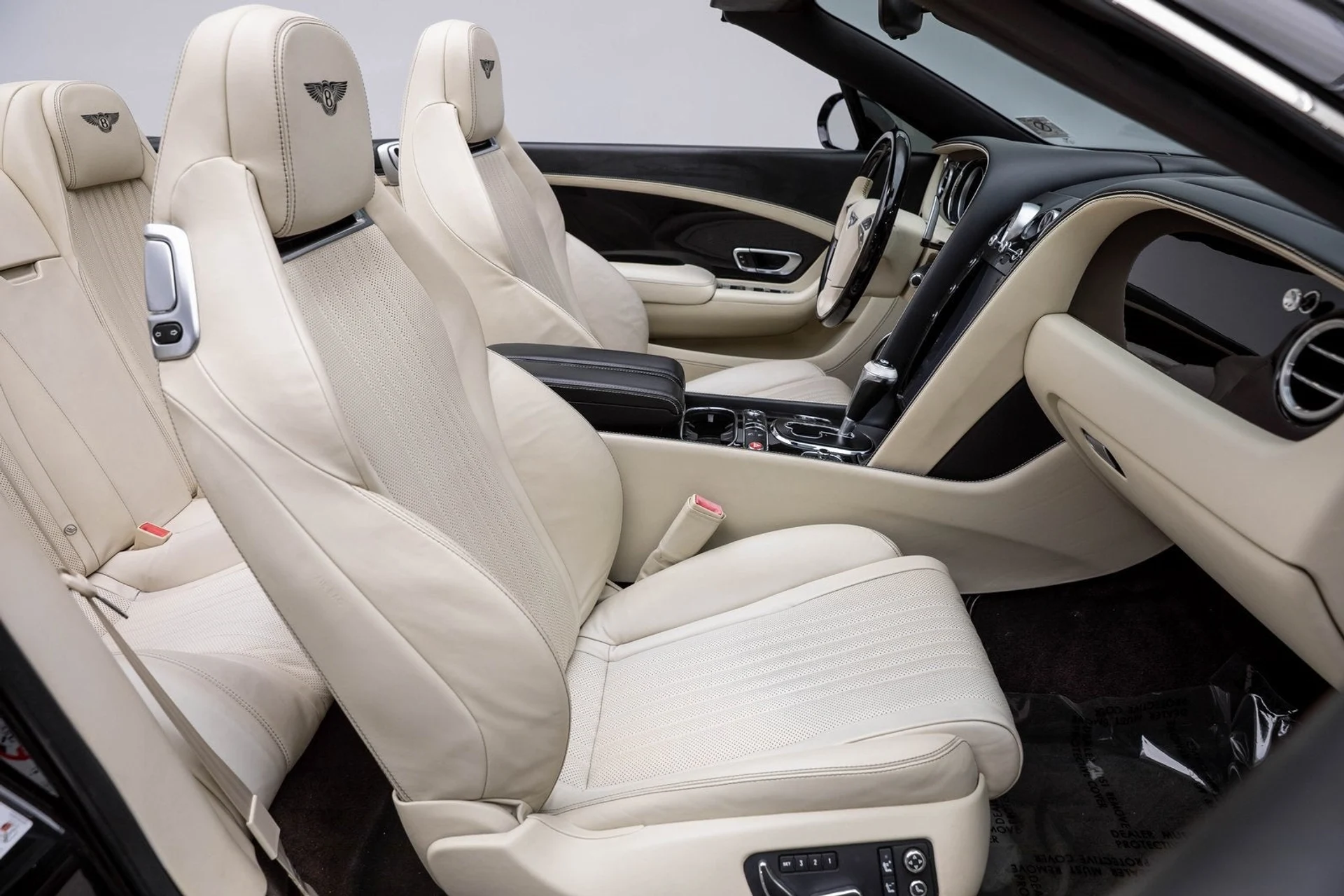 mph014_3108212853_15_591f0e1bb0