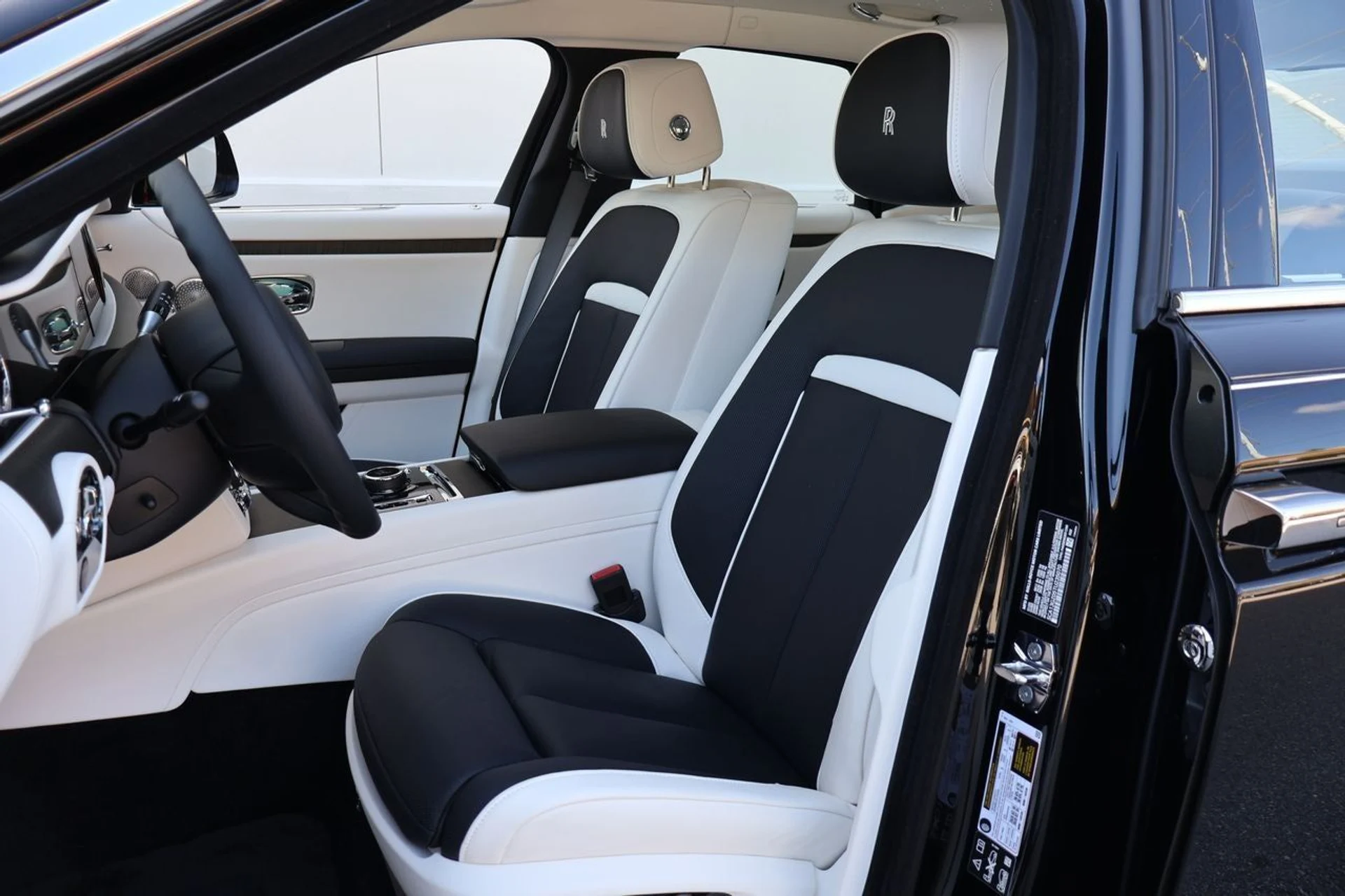 mph014_3111629427_15_60e8722845