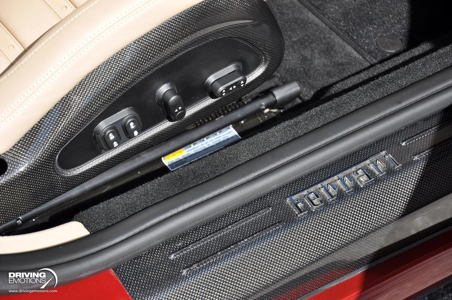 mph014_3112688121_867_p15_l_2a46d9c88f