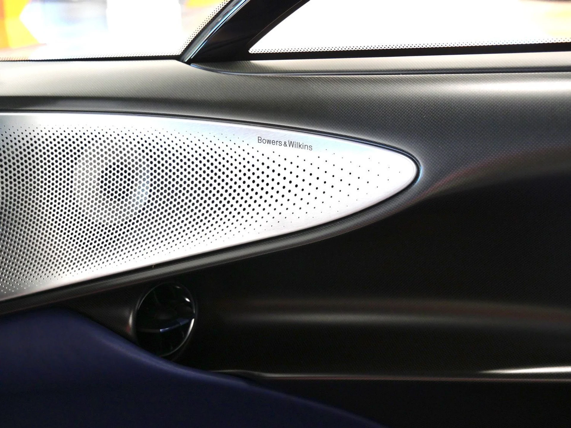 mph014_3113948586_2a04f34af210382ba67ed0939f03fe8fx_68c6e9d5eb