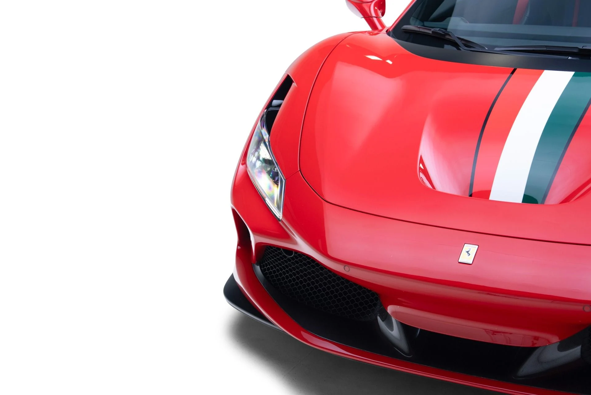 mph014_3115162513_Used_2021_Ferrari_F8_Tributo_1779466179_96032bb226