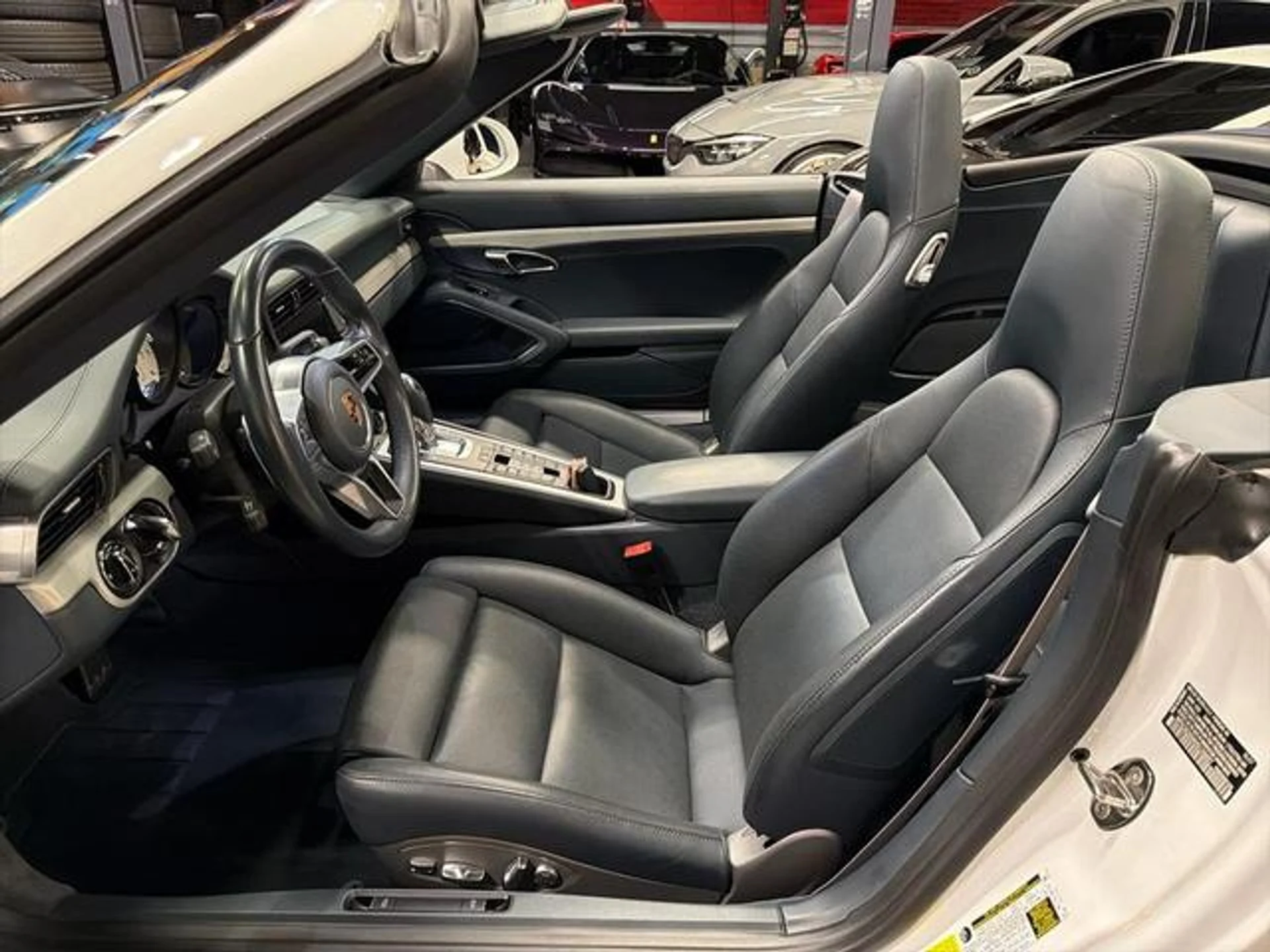 mph014_3121761889_cfw40_AI_7_KL_1uy_Xc_Fr_m_P5yl_Yfr_E_92c7176b01