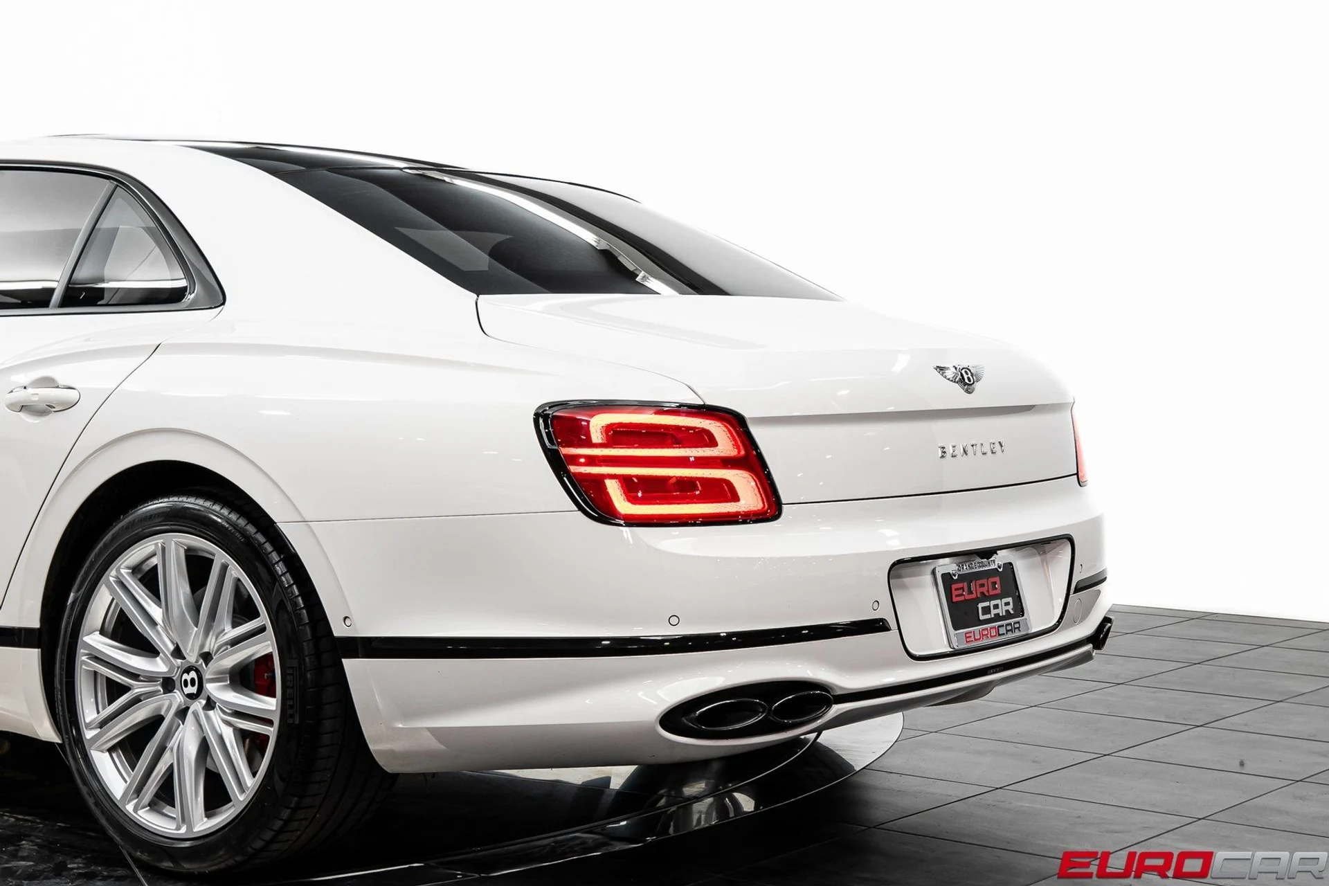 mph014_3123992962_image_15_f8f4e654cb