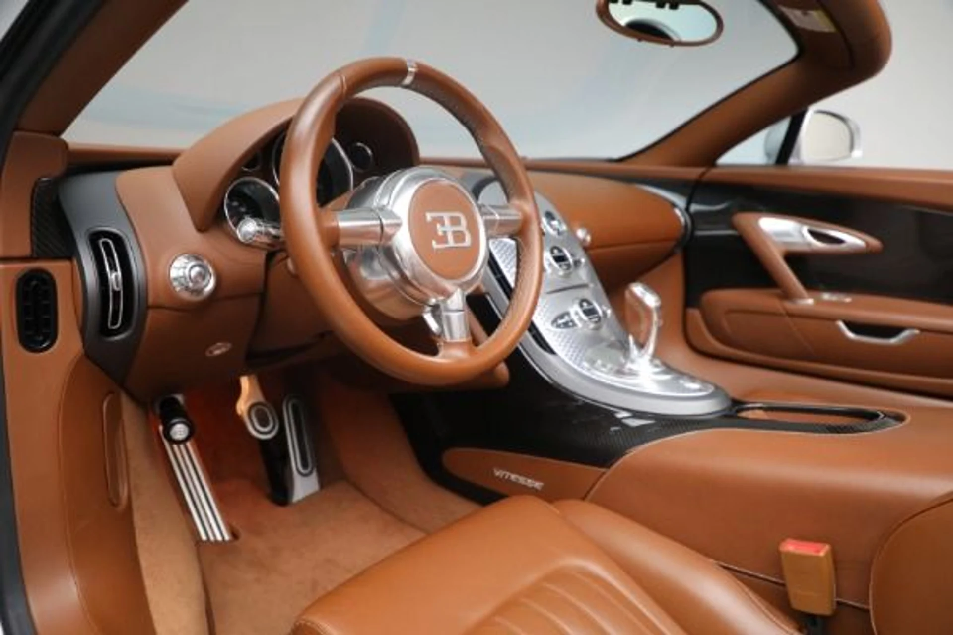 mph014_3128687764_Used_2015_Bugatti_Veyron_164_Grand_Sport_Vitesse_17934efc2c