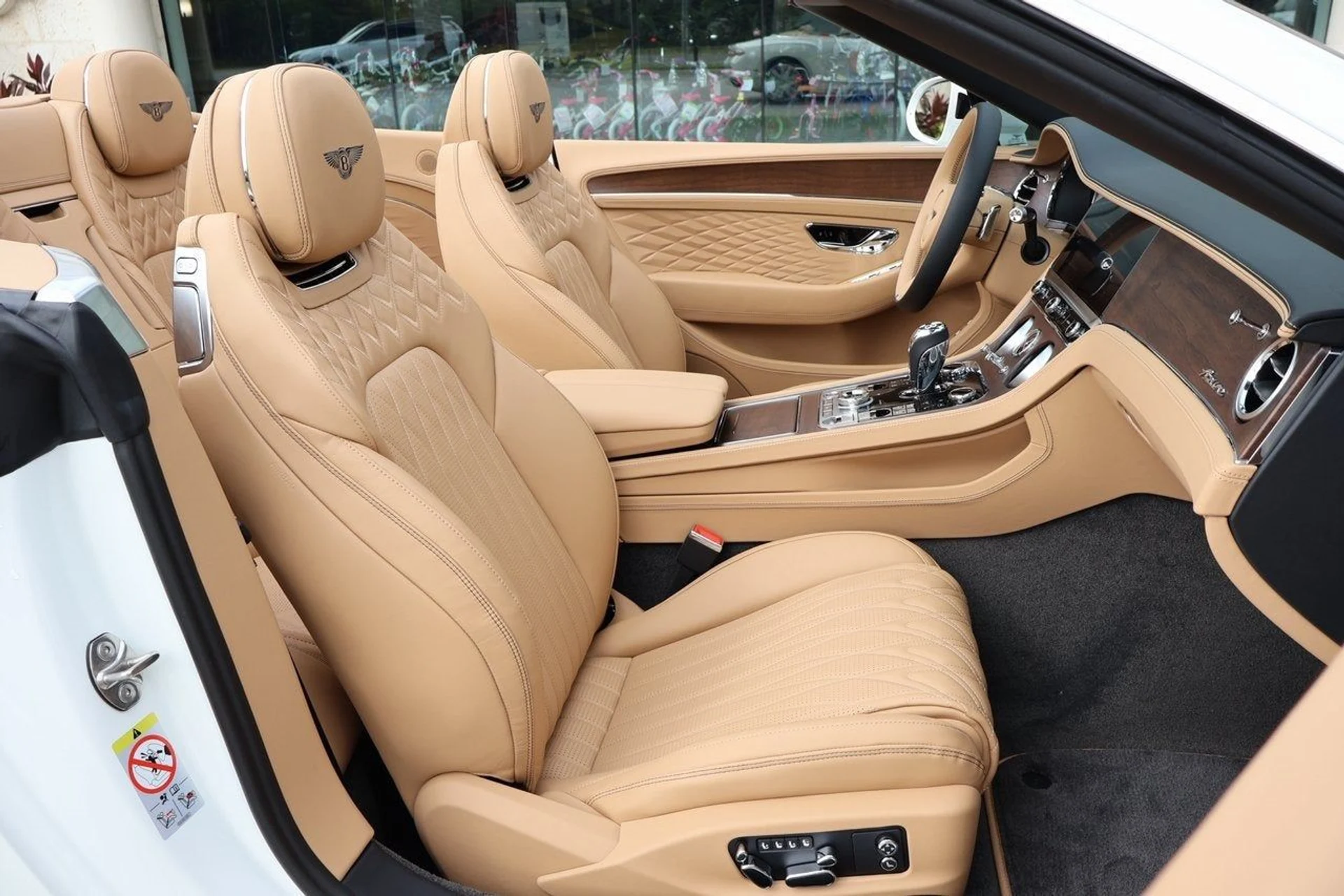 mph014_3134625089_15_01f2a5cd84