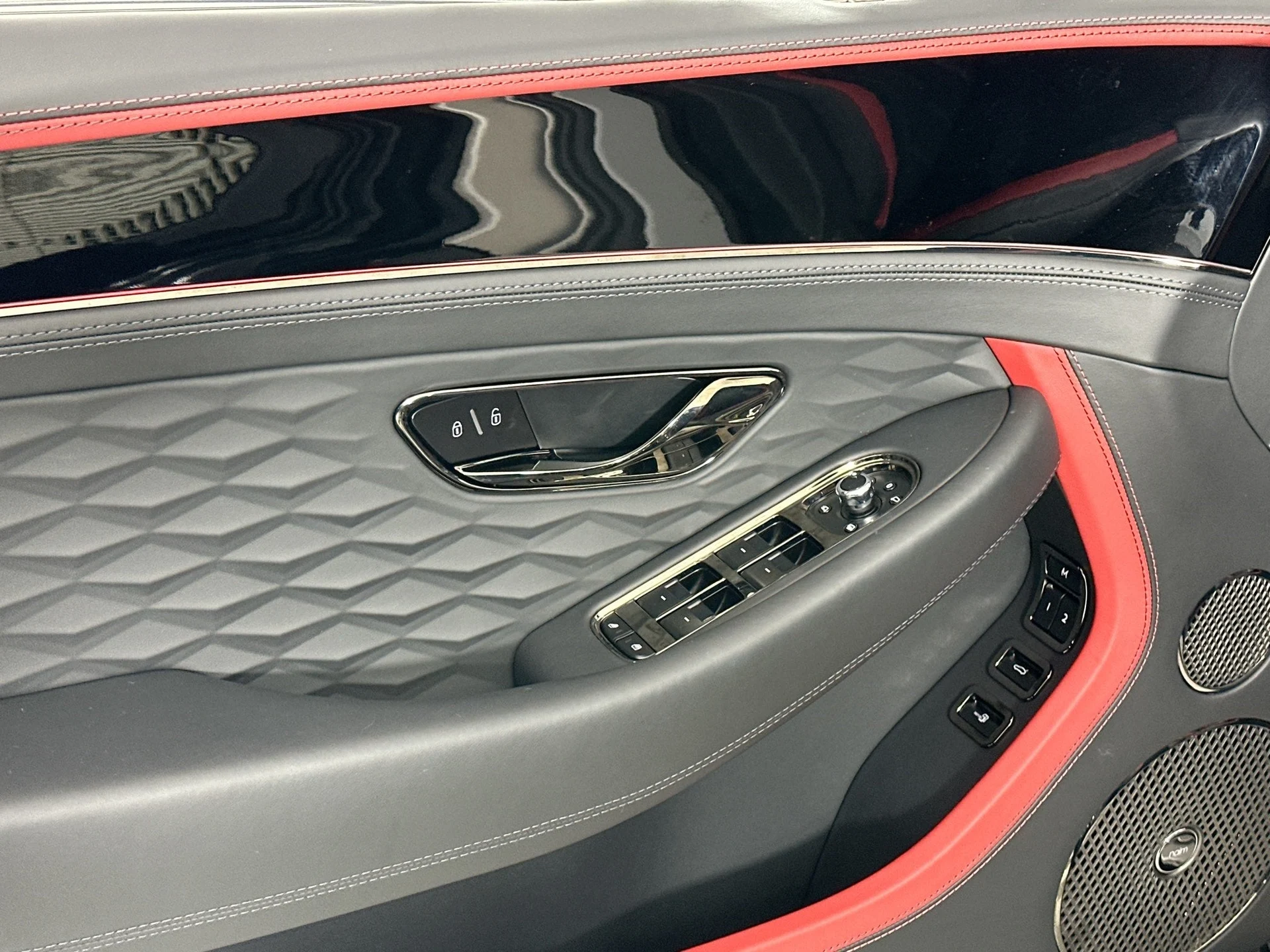 mph014_314770742_15_e8c6fac7a6