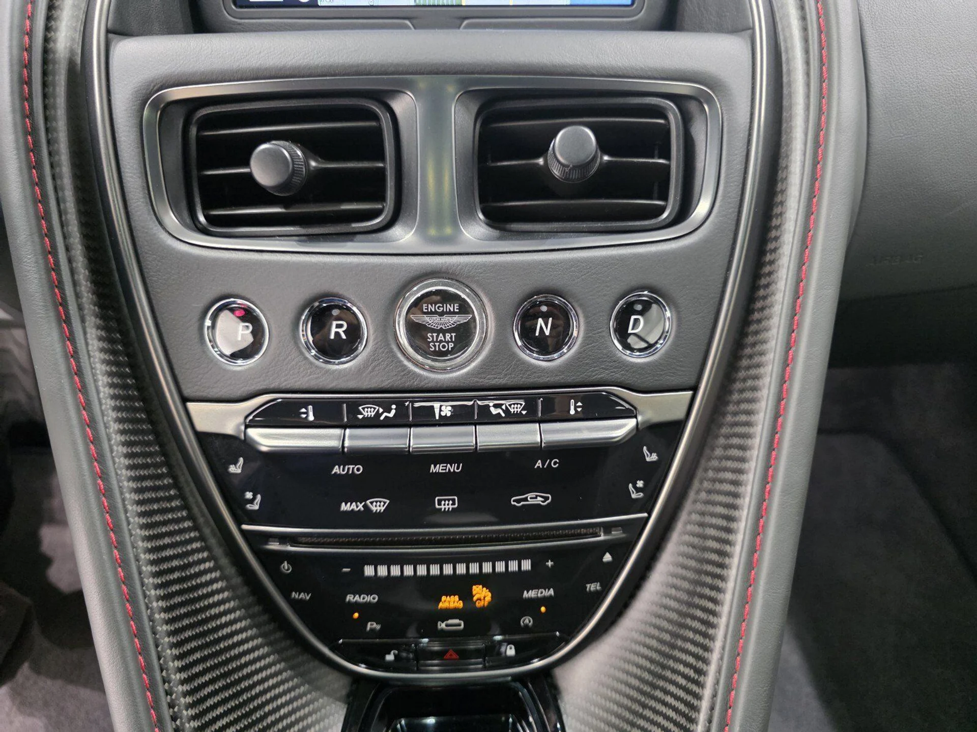 mph014_315431388_de7ec00b4588a22cb23551f1329acce2_286f875701