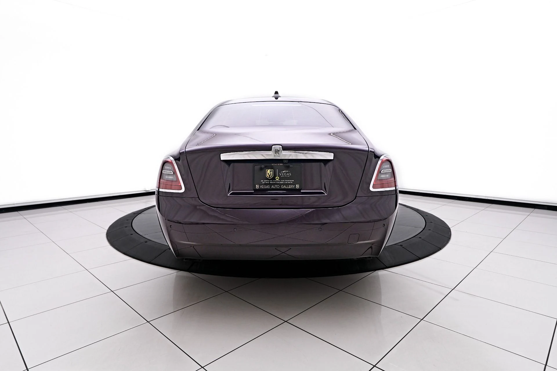 mph014_3168109720_Used_2024_Rolls_Royce_Ghost_Base_1752169894_871575526a