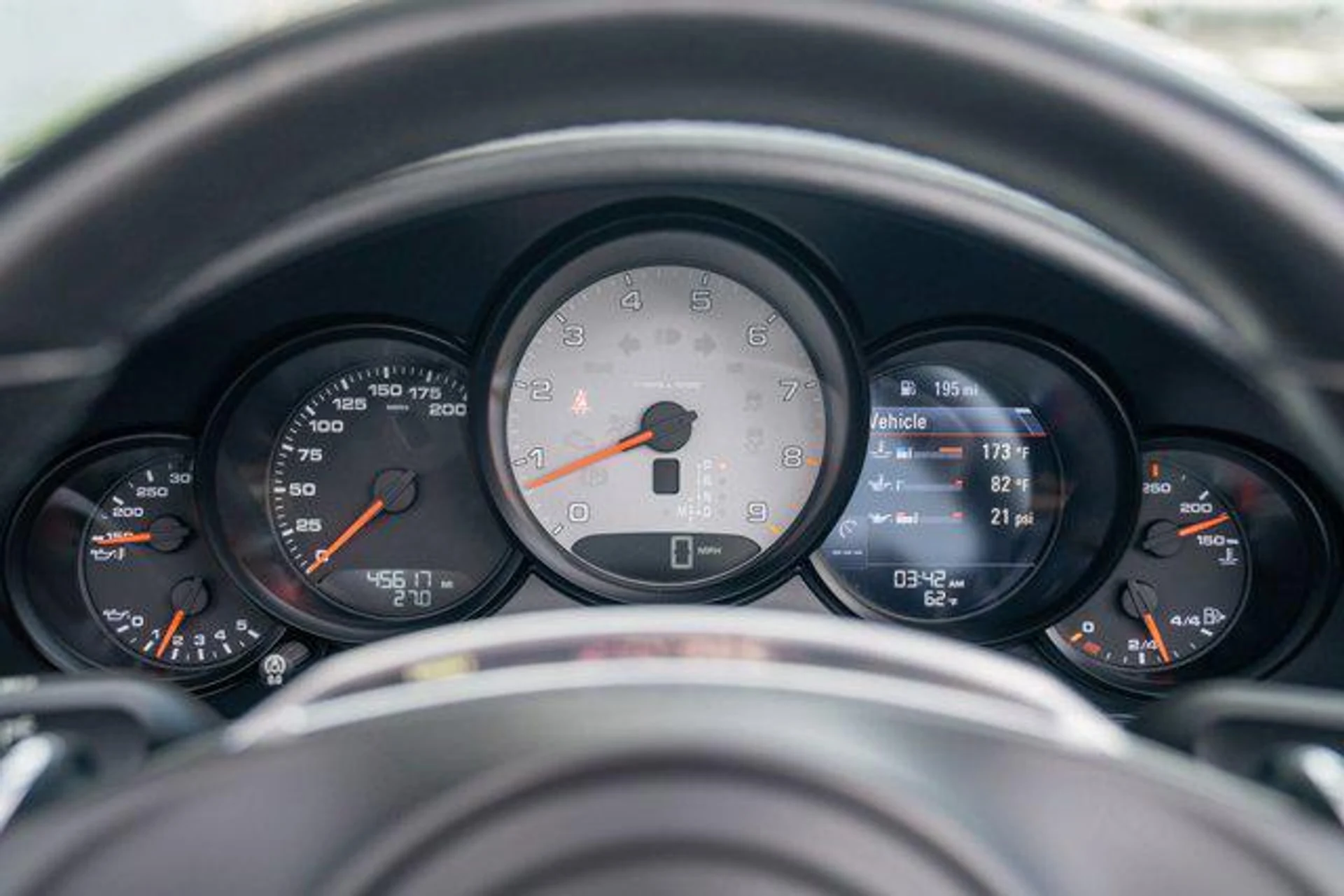 mph014_3177269629_w9o_A_Htizph_RL_Bipi_Q19_Eq_YRFEY_16d3235555