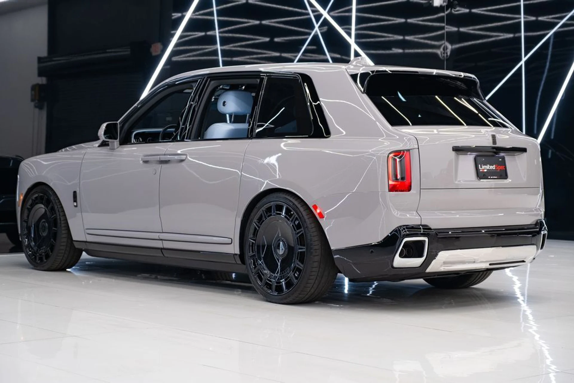 mph014_3178895475_453ef103fe3031ebe053d1a016071f64_ac18d7874f