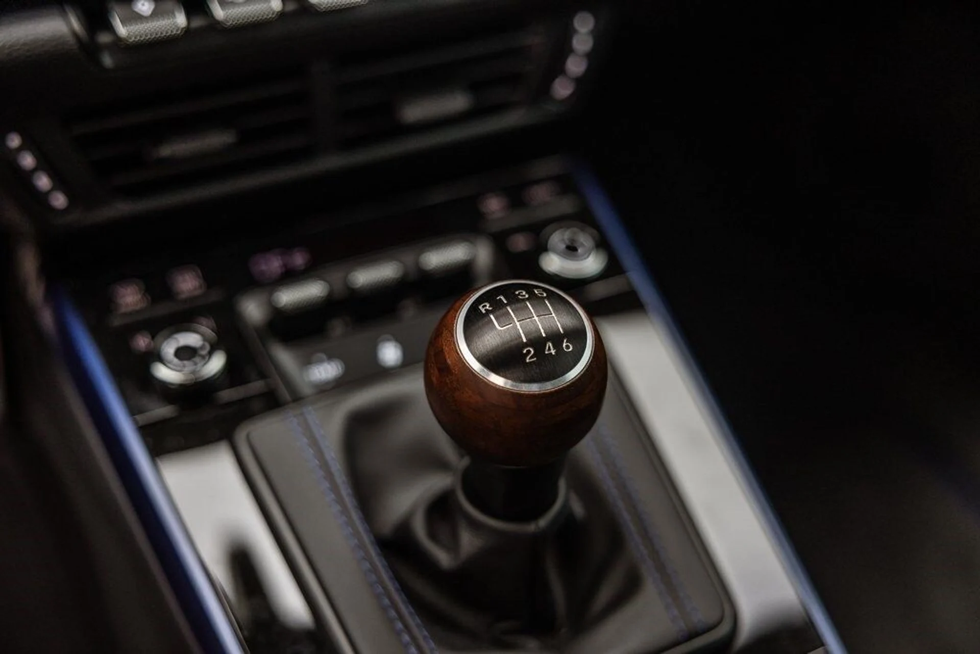 mph014_3194925721_4fe38ca52b0e6f16b90b418d0734a1b9x_031c0a0529