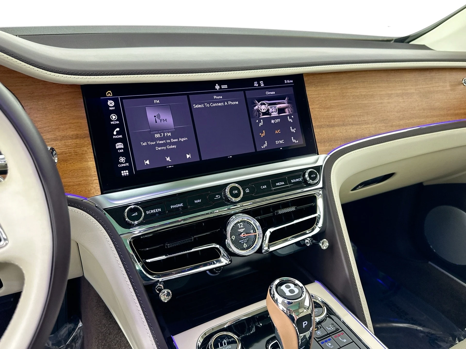 mph014_319533934_15_c8d192b809