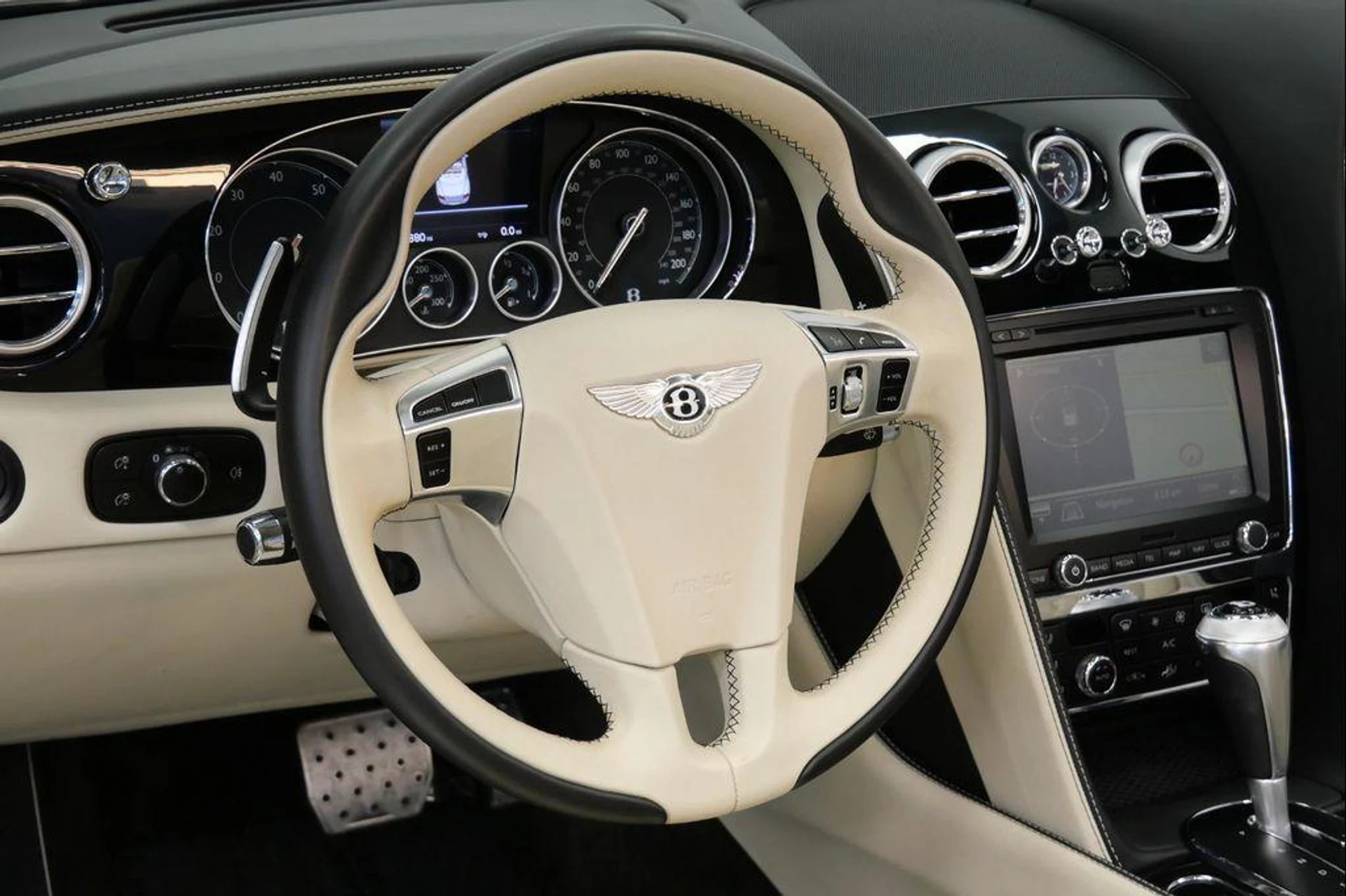 mph014_3196943559_7a_YFY_Zdzqc_ZK_r_P_ziu_AKGCB_Gto_cf70cc0166