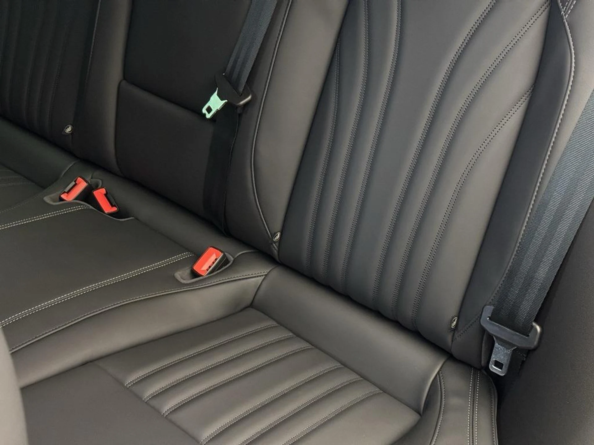 mph014_3196944912_q_ZVMGS_Bms9o41du_Bba7_D_r_R74u_U_2c0824655d