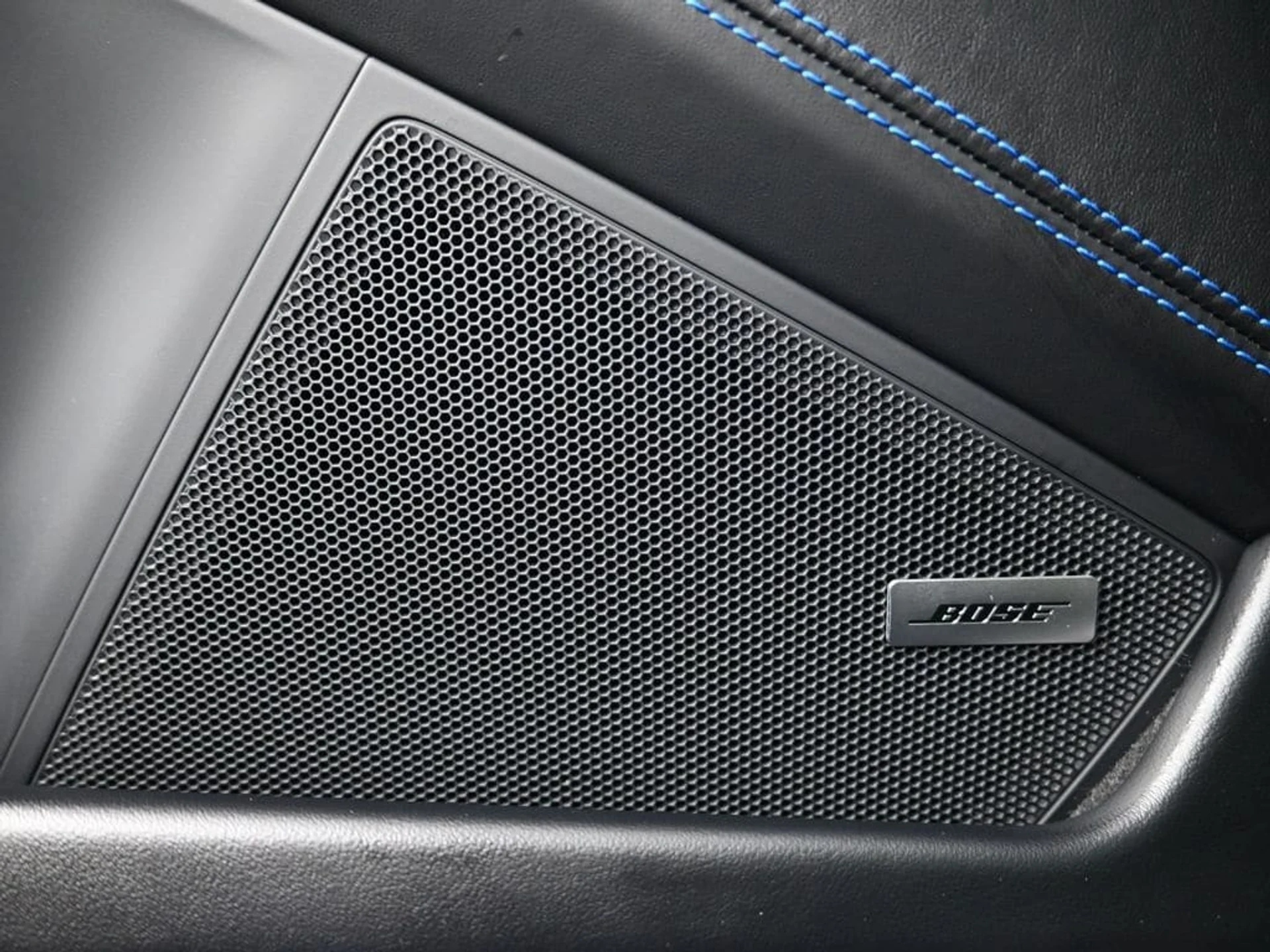 mph014_3203638347_bf21d8b44d5911b2c7cf3e9f2e40cd7ax_9fad62a32d