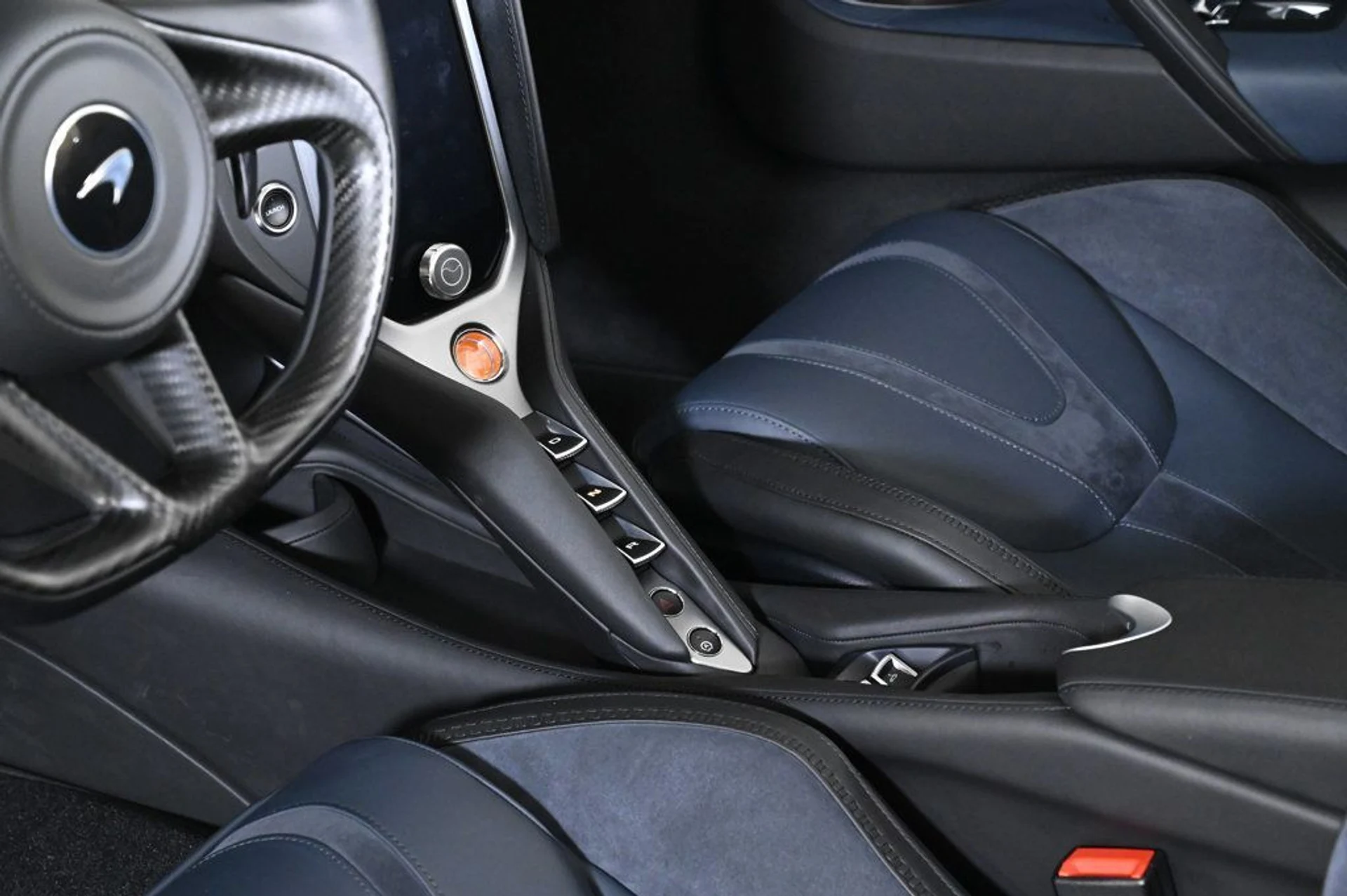 mph014_3212533271_used_2025_mclaren_750s_spider_11350_22950983_14_1024_1b8c52dafd