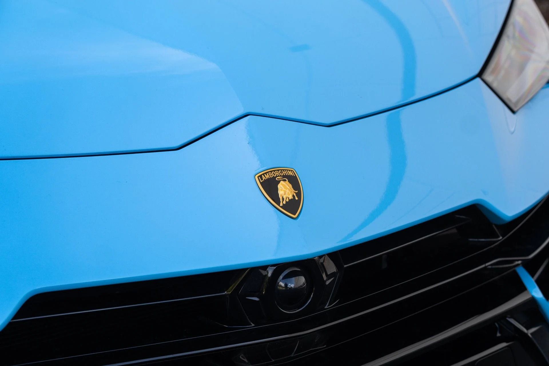 mph014_3213678317_Used_2024_Lamborghini_Urus_S_1773951175_3959b879cf