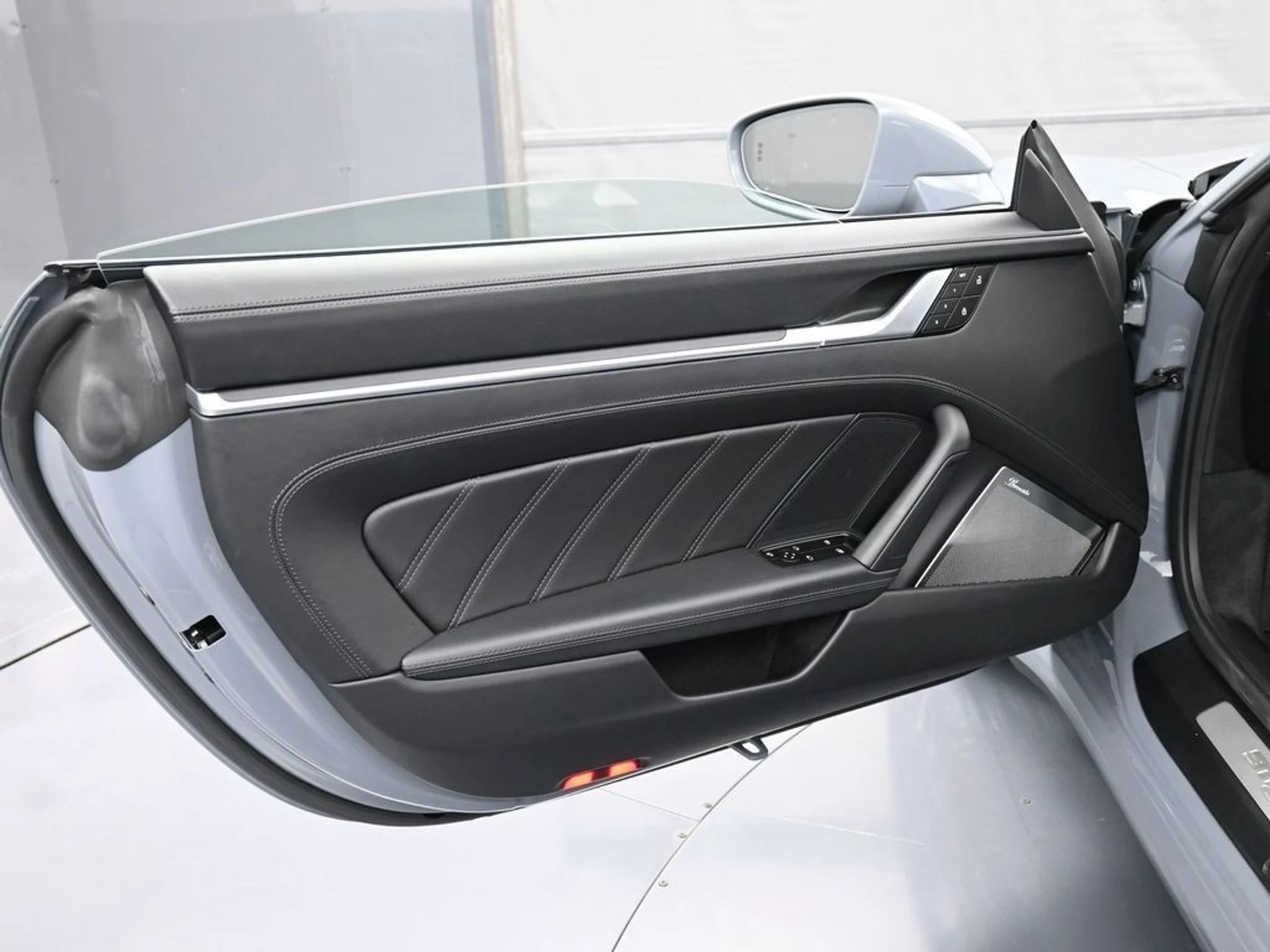 mph014_321579767_13b69d715838e1658715e170cae095d4_303c8143f1