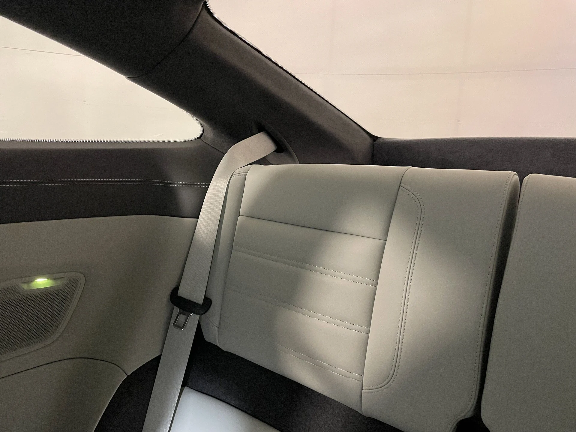 mph014_3216865263_bead3dcaf9141fc5db1bdf6f821ff20dx_48c72abdbf