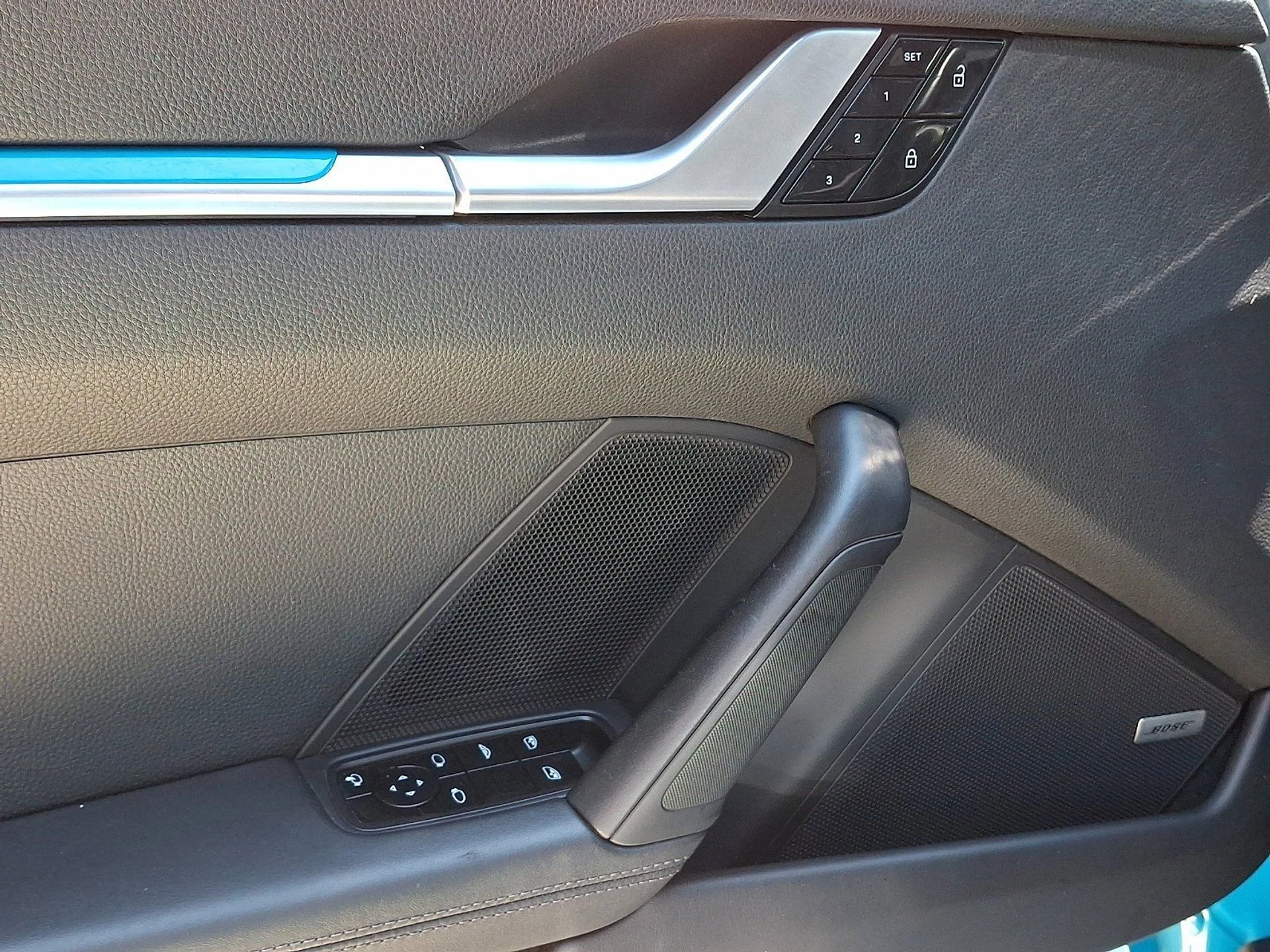 mph014_3222571510_a328fc2b61f4a4e5cc77264997337f8a_27b77b5716