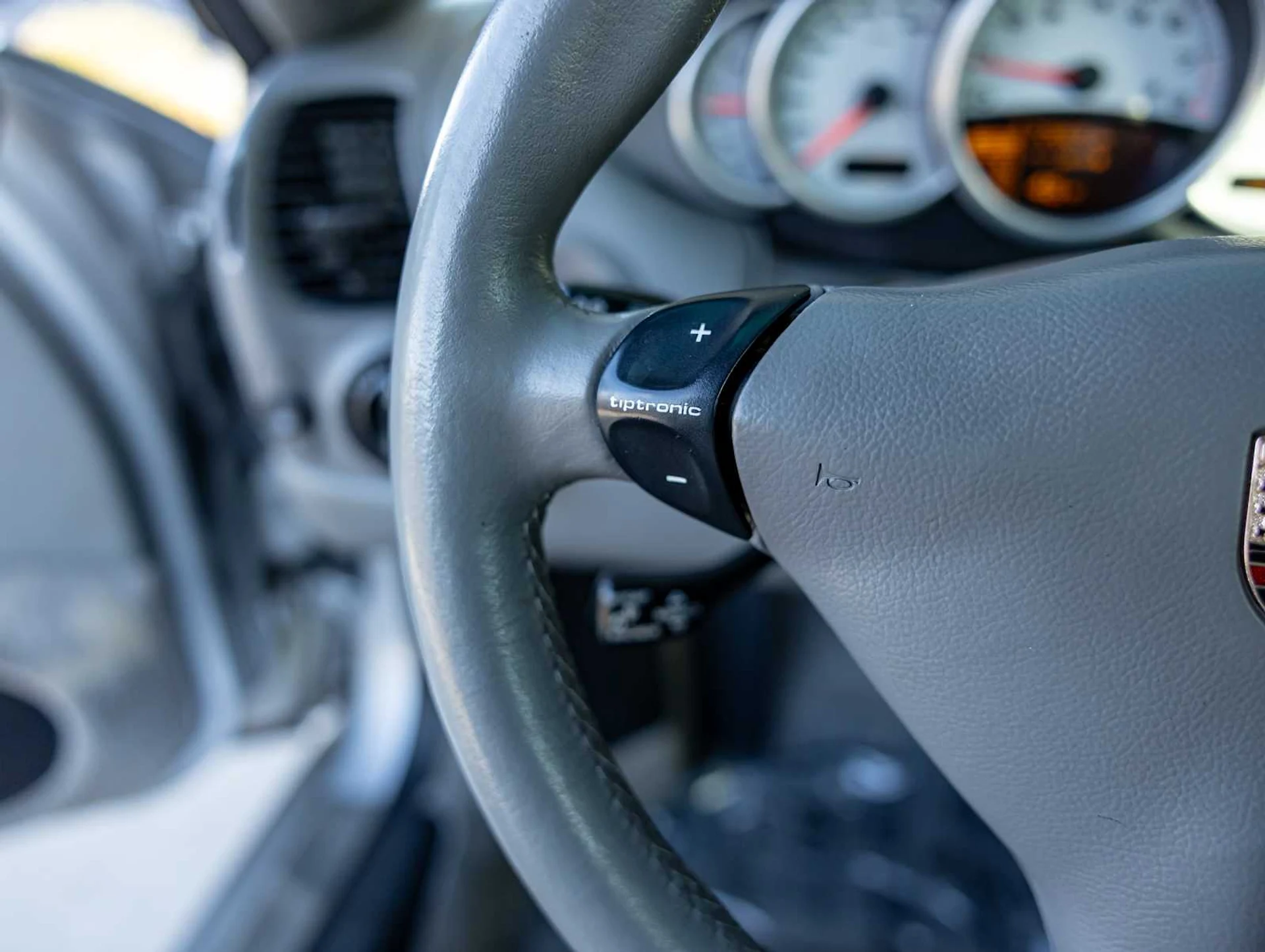 mph014_322471373_e6c16637ce01fd5b49e5b465be69cf84x_ed0329d773