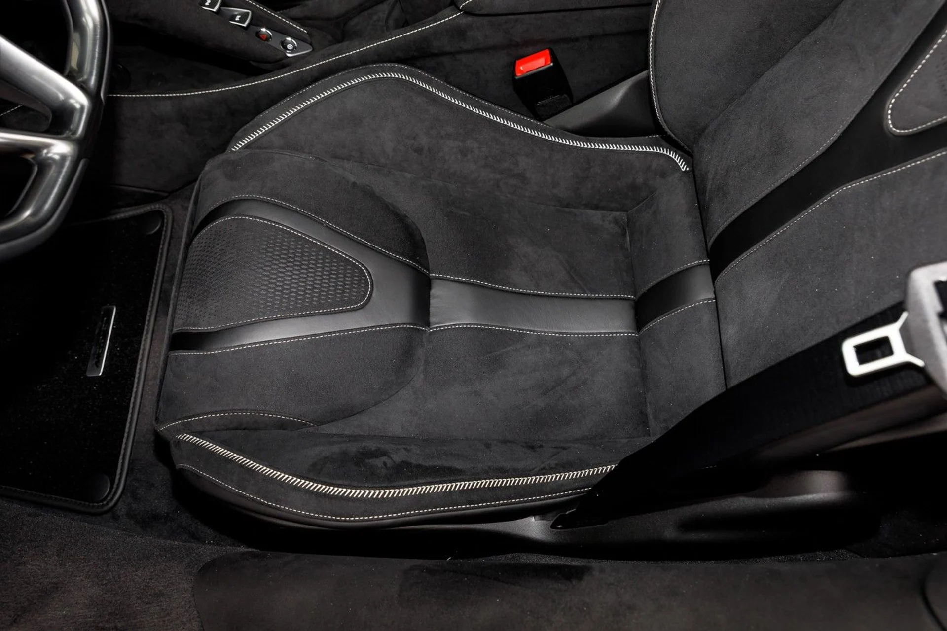 mph014_3225781735_628_p15_l_a2ae015f02