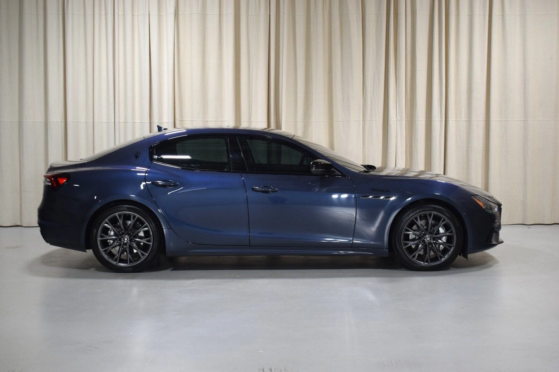 mph014_3227351686_5db5f1007e8701d66ded7f8596aa1500x_7977338412