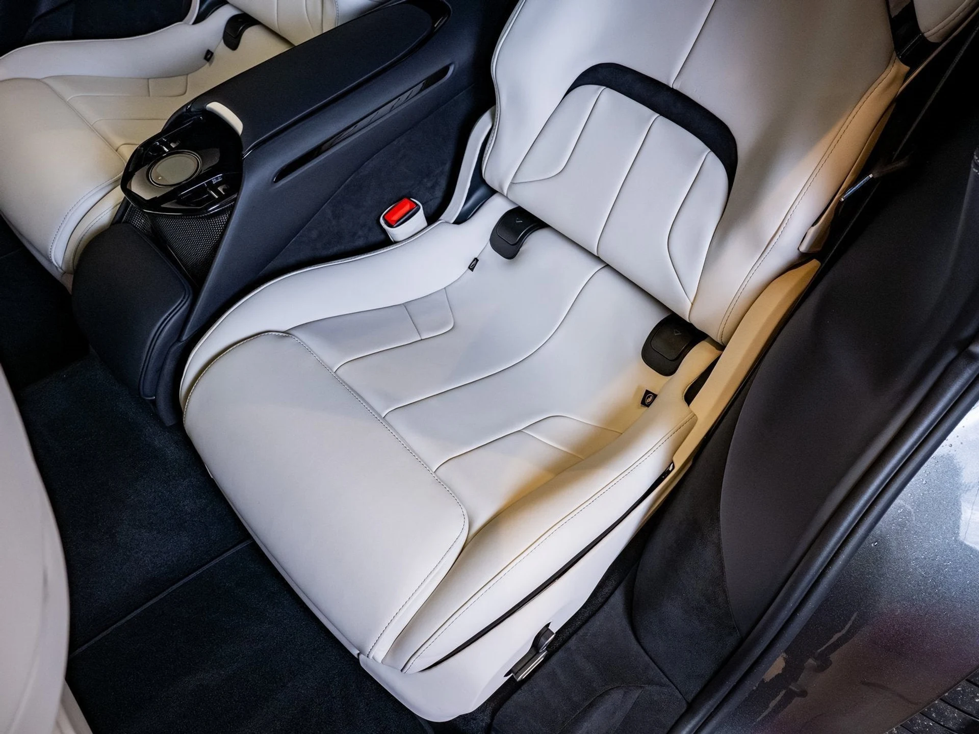 mph014_3229207155_15_09e7eb1d0b