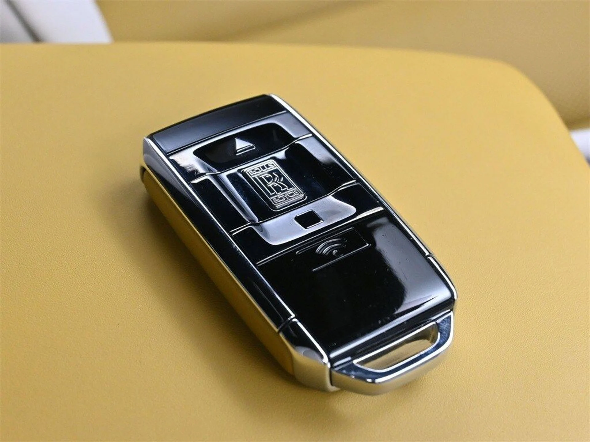 mph014_3241224281_0c3a3bb5acc9fde3ef91f3527a55c3d9x_85a0e688ff